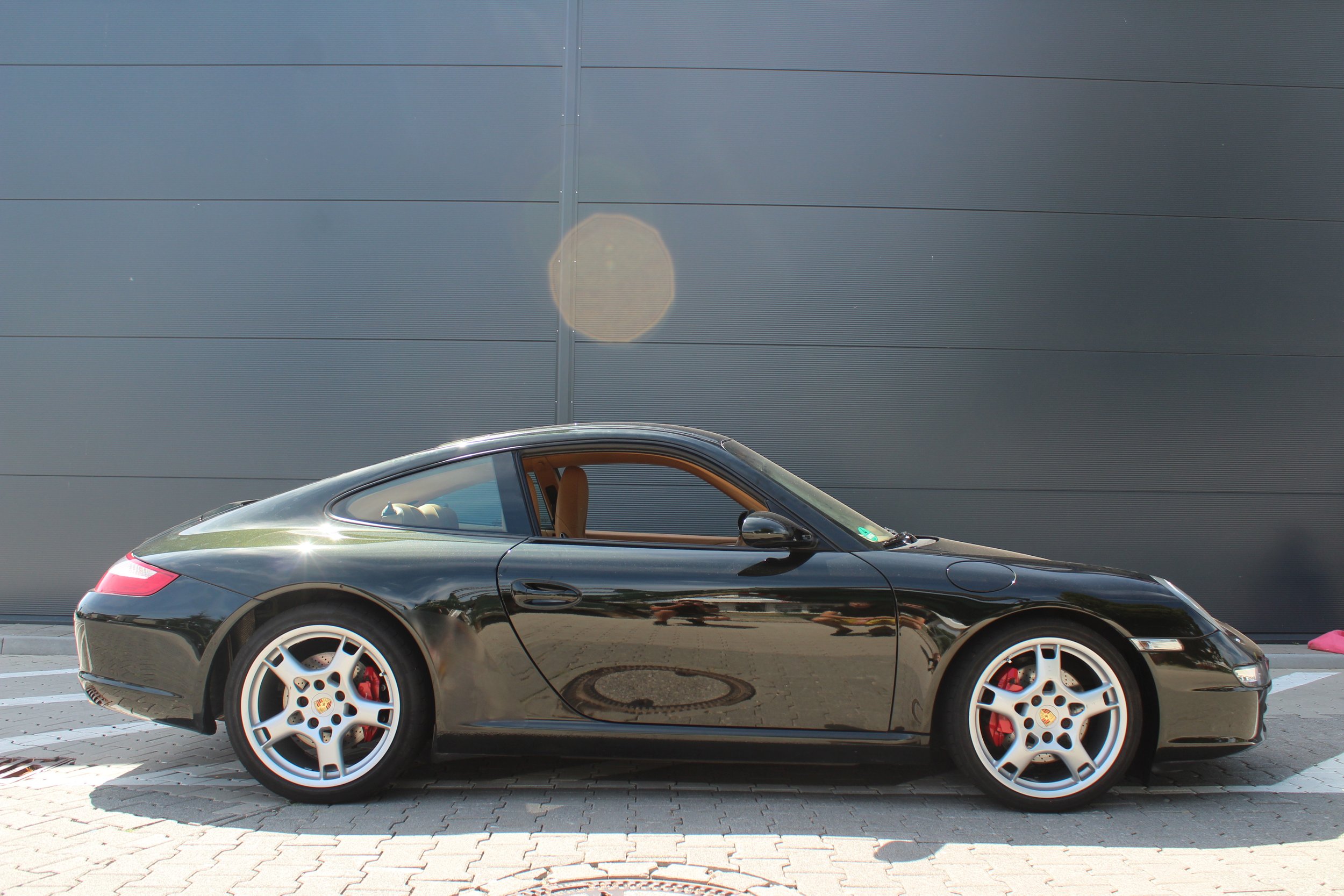 997 S Coupe schwarz.JPG