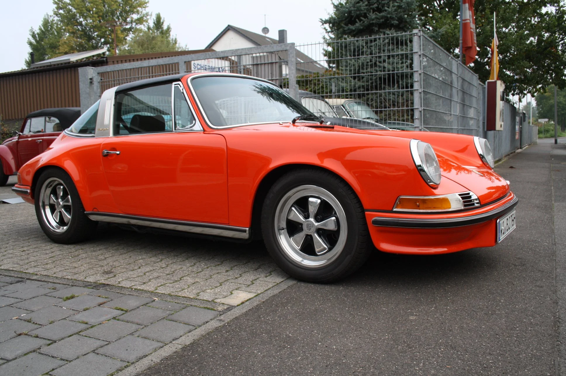 911 9,2 Targa blutorange.JPG