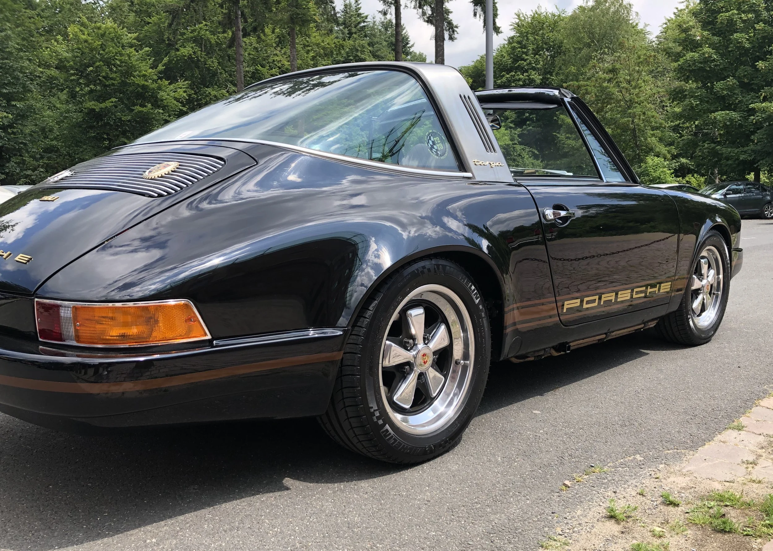 911 SC Targa schwarz.jpg