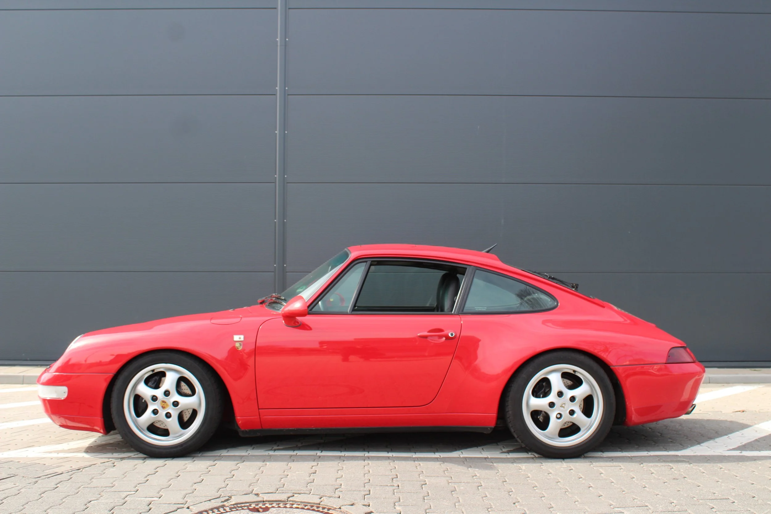 993 Coupe Indischrot.JPG