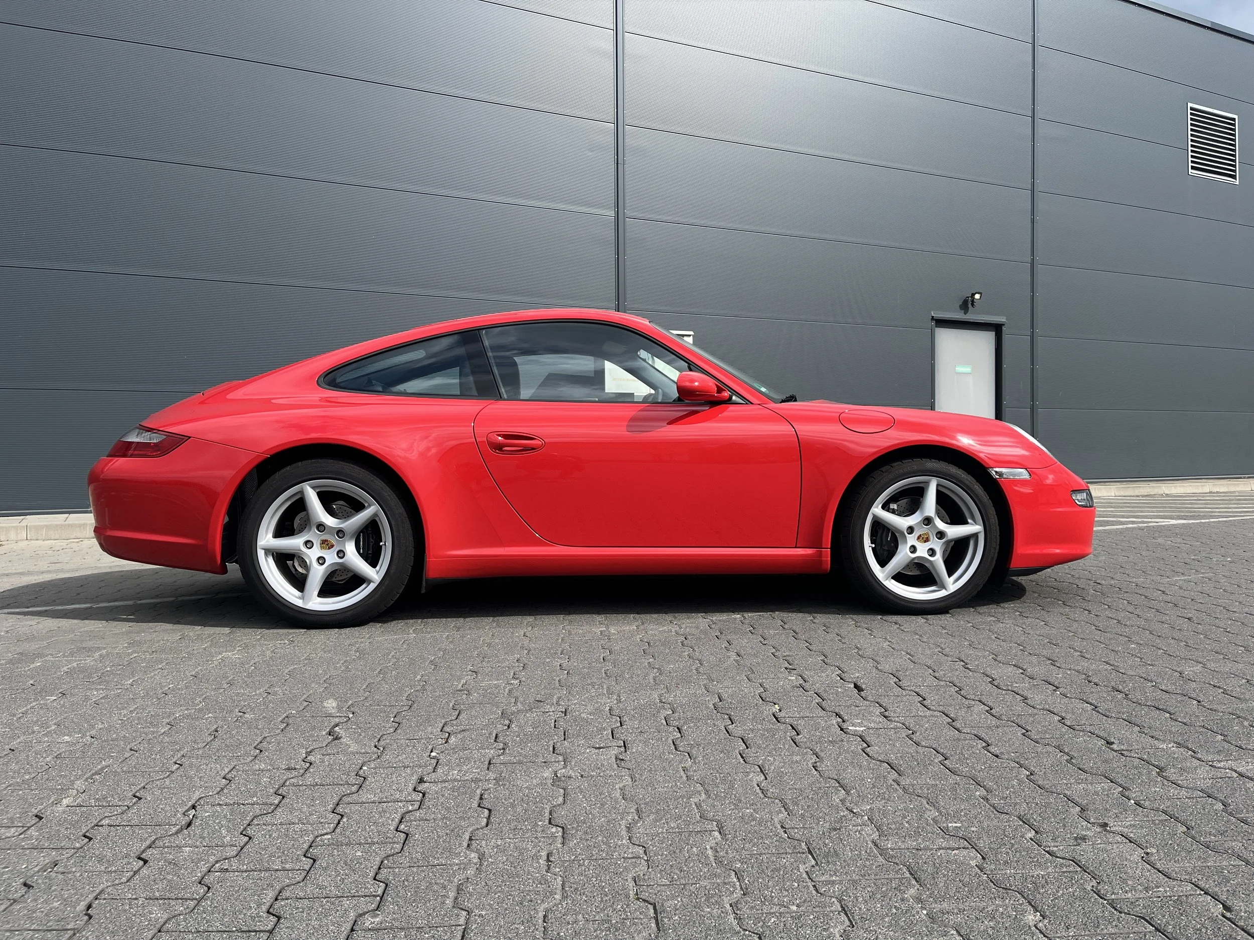 997 Coupe rot.jpg
