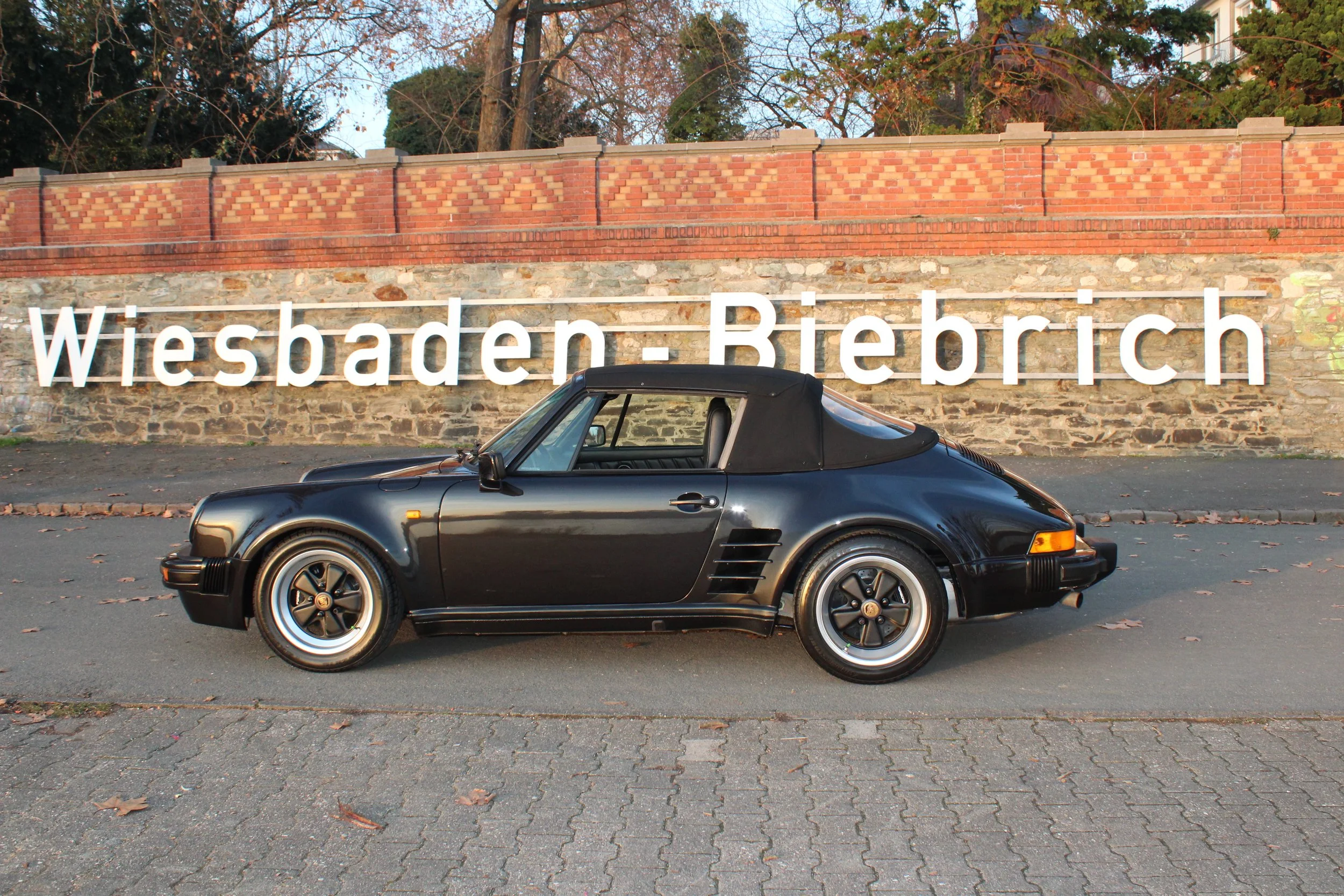 911 WTL 9,2 schwarz.JPG