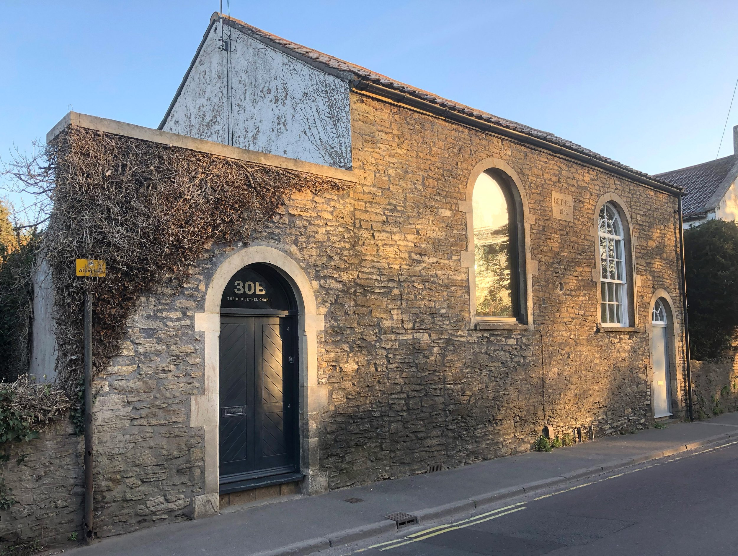  BETHEL CHAPEL 
This tiny chapel built in 1858 is now a private dwelling and located along The Butts.
