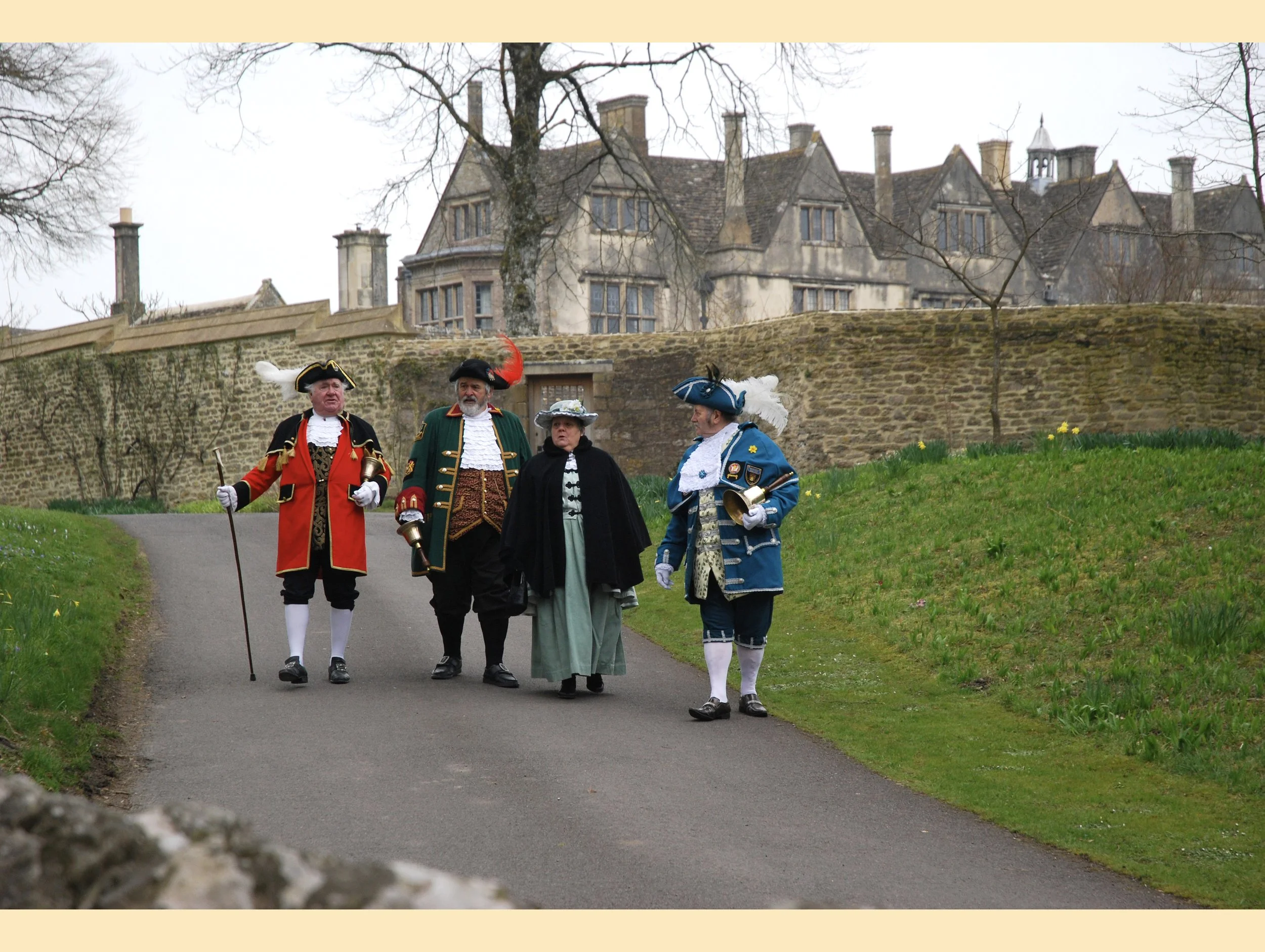 strong MELLS -  
Mells is a parish and large village, in a valley and on a stream taking its rise in Emborrow pond on Mendip Hill, joining the Frome River and is 3.5 miles west from Frome in the Frome division of the county. The church of St. Andrew 