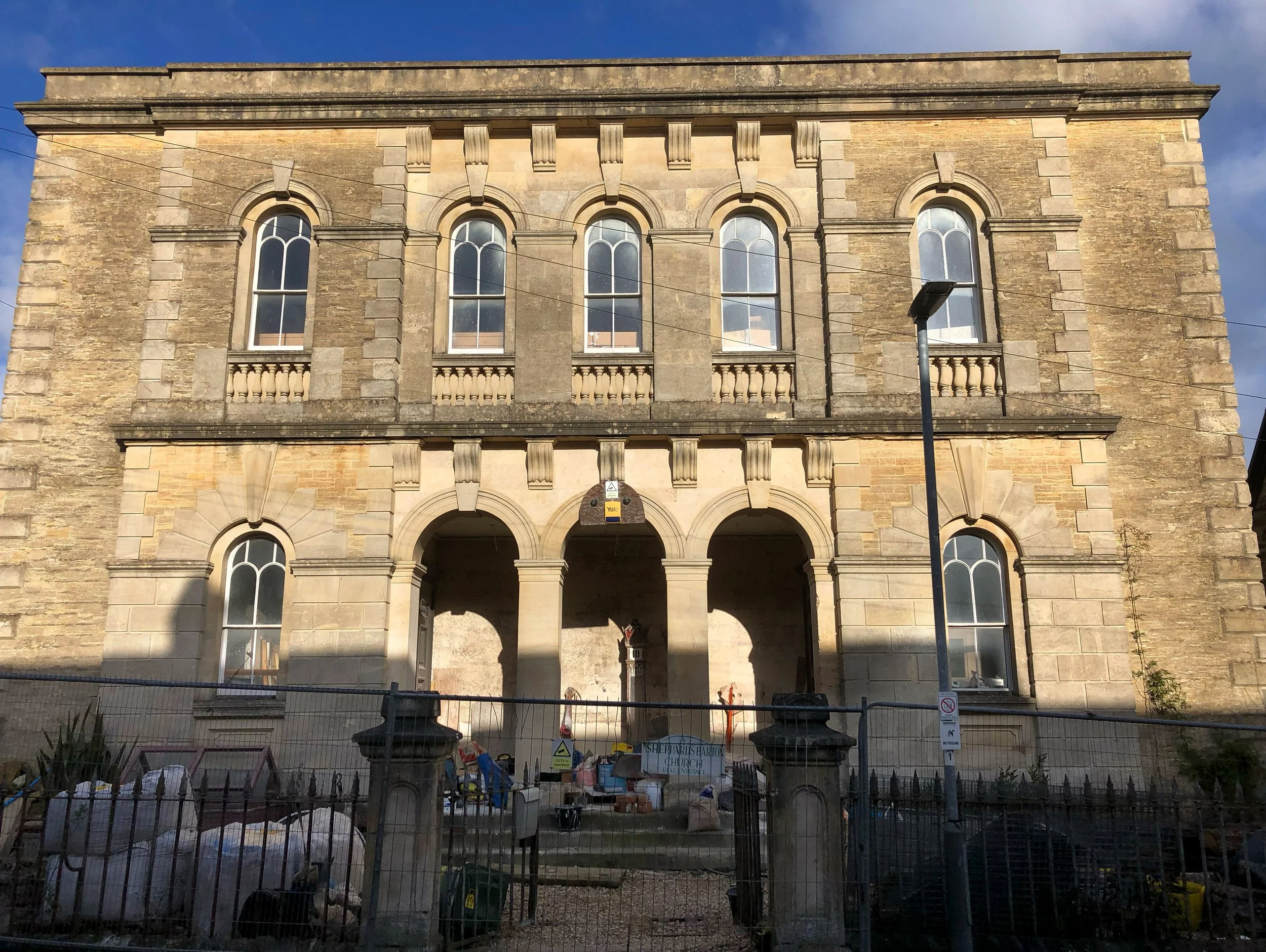  SHEPPARDS BARTON BAPTIST CHURCH 
One of two Baptist churches in Frome, this one in what is now known as South Parade, was built in 1708, later demolished and rebuilt in 1850 but closed in 2001.
