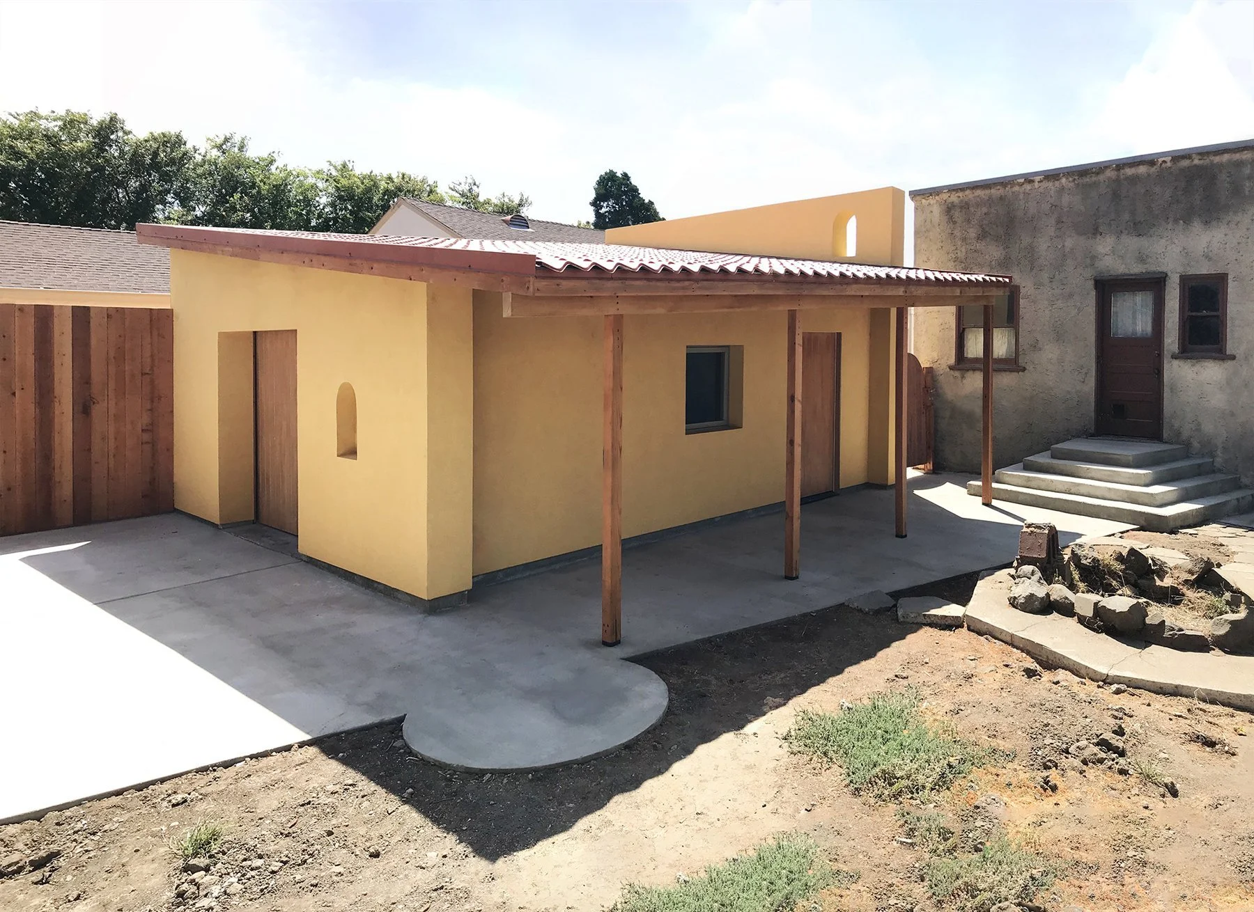 Workshop-Garage — Completed project photography. Construction: Percho’s Construction. Architecture & imagery: Haddock Studio.