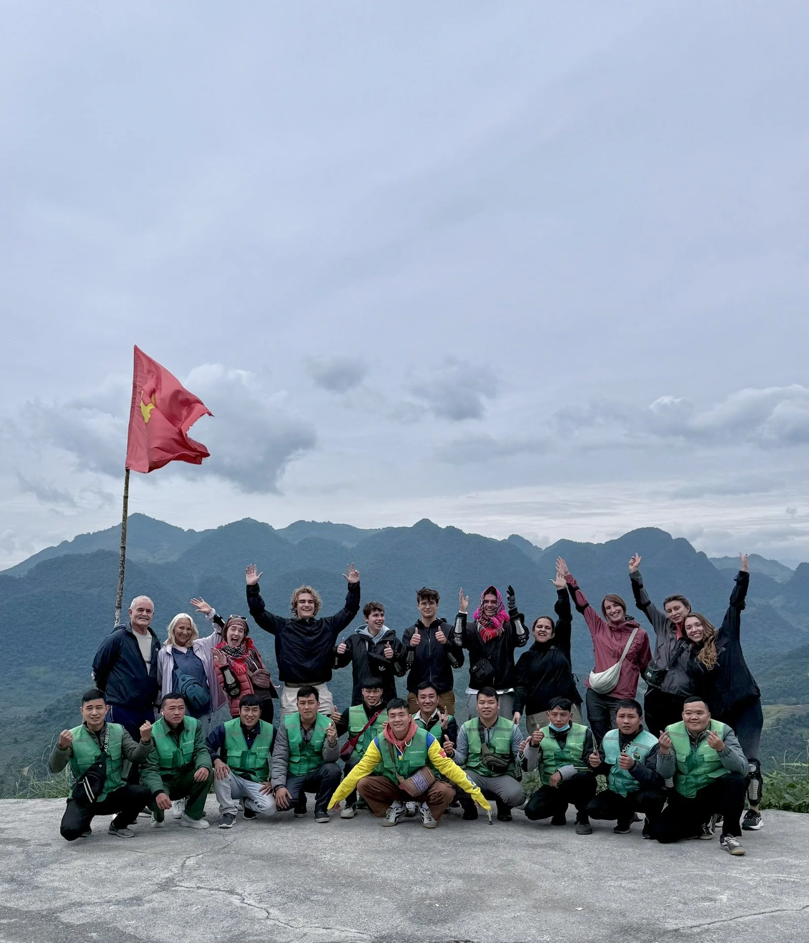 “Đi thôi bạn tôi” and the Power of Shared Experience