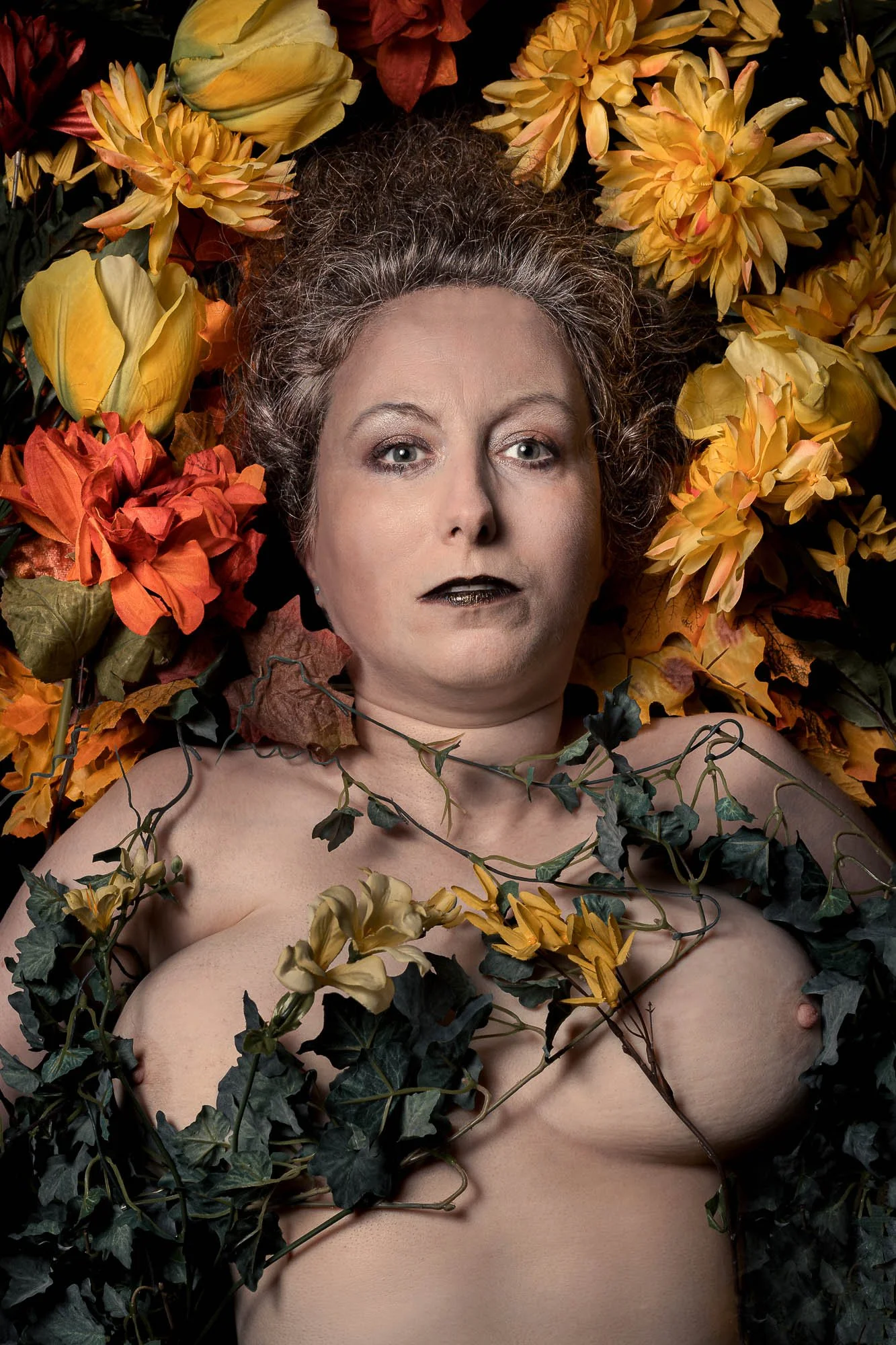 neal-auch-boudoir-photography-nude-with-flowers-model-rue-morbid-2.jpg