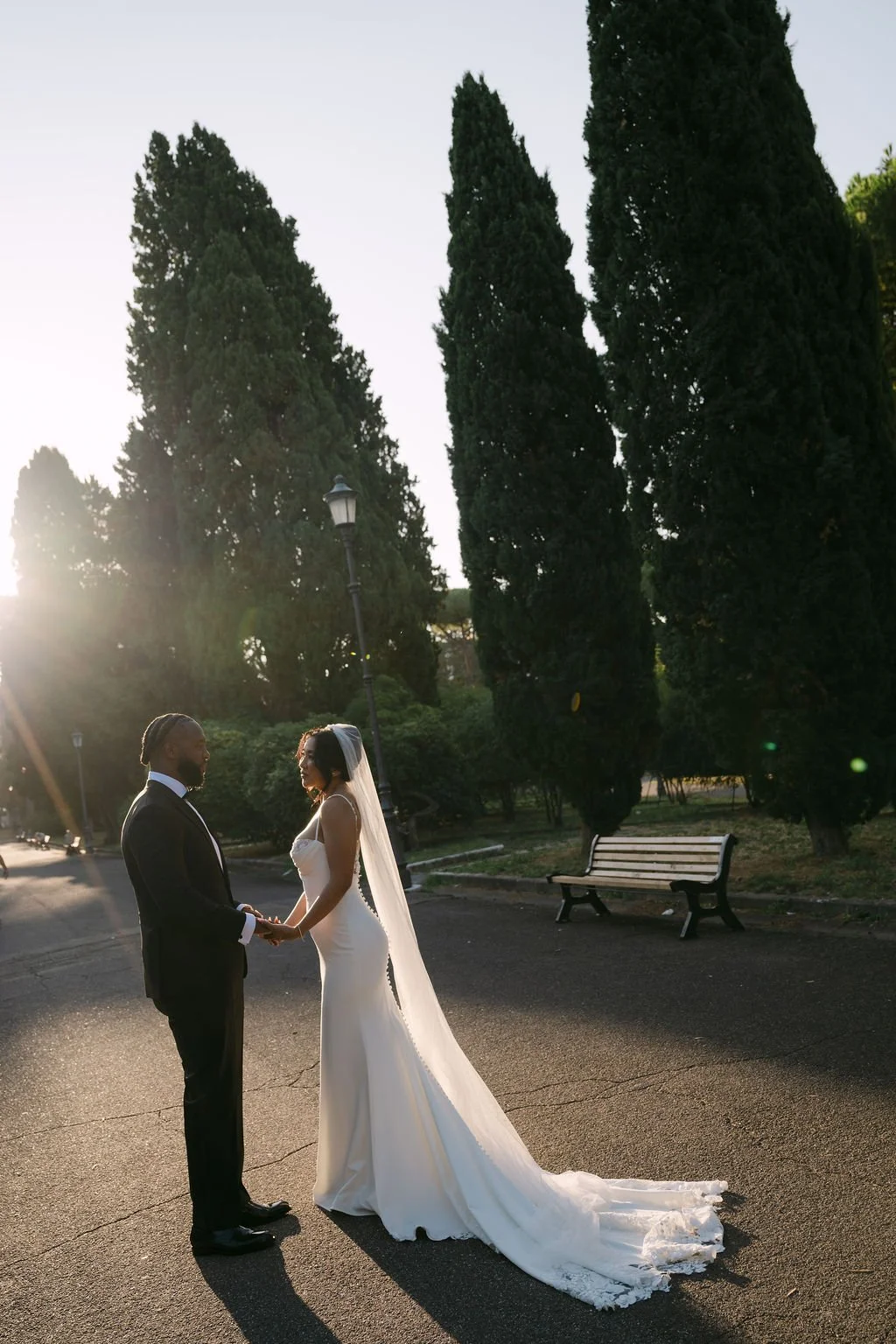sarapaolucci-bride-and-groom-in-front-of-each-other.jpg