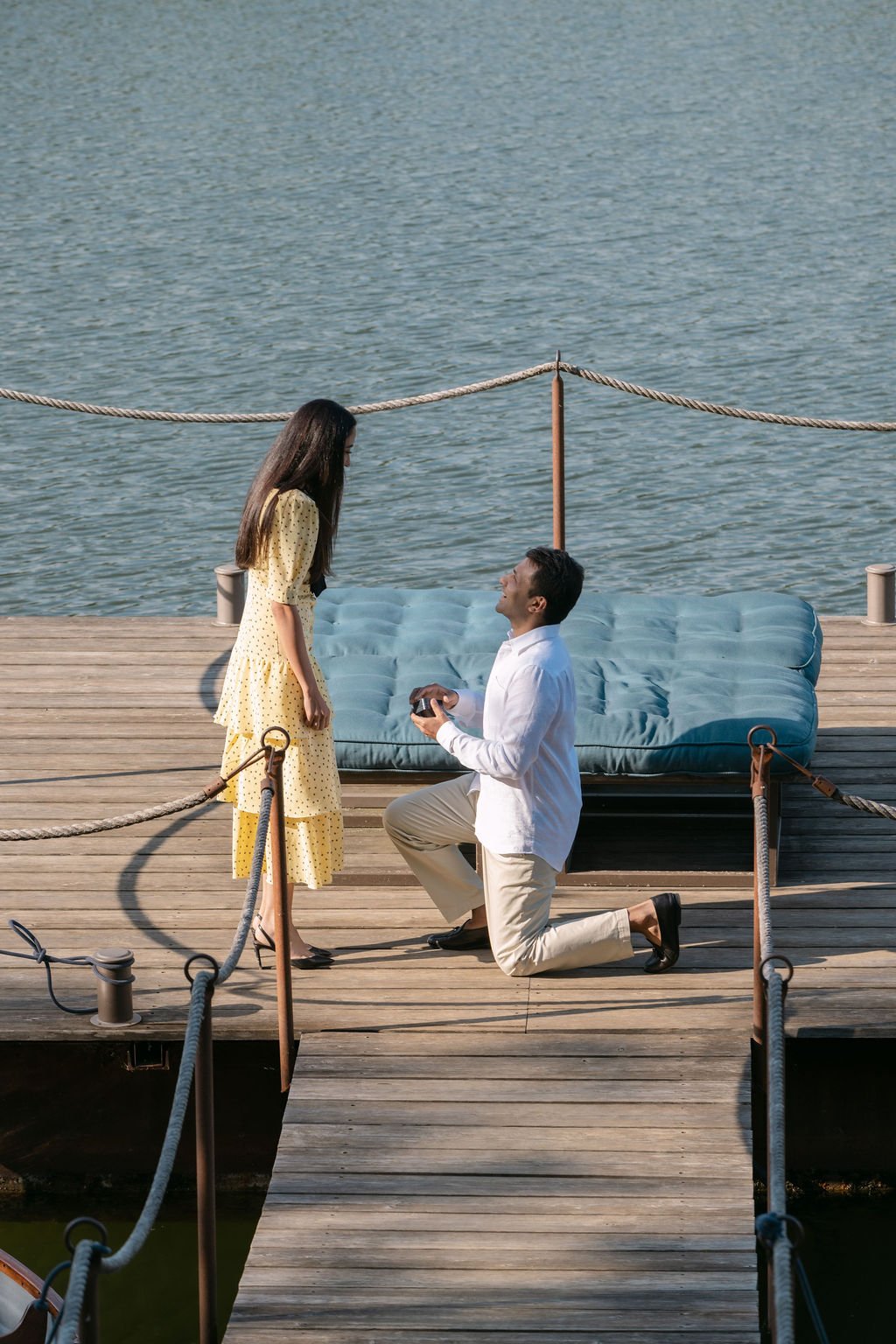 sarapaolucci-man-proposing-to-his-girlfriend.jpg