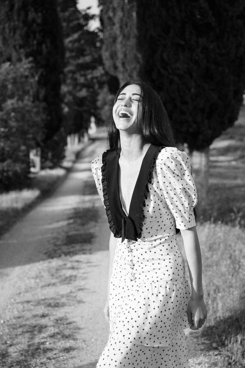 sarapaolucci-woman-having-fun-and-laughing.jpg