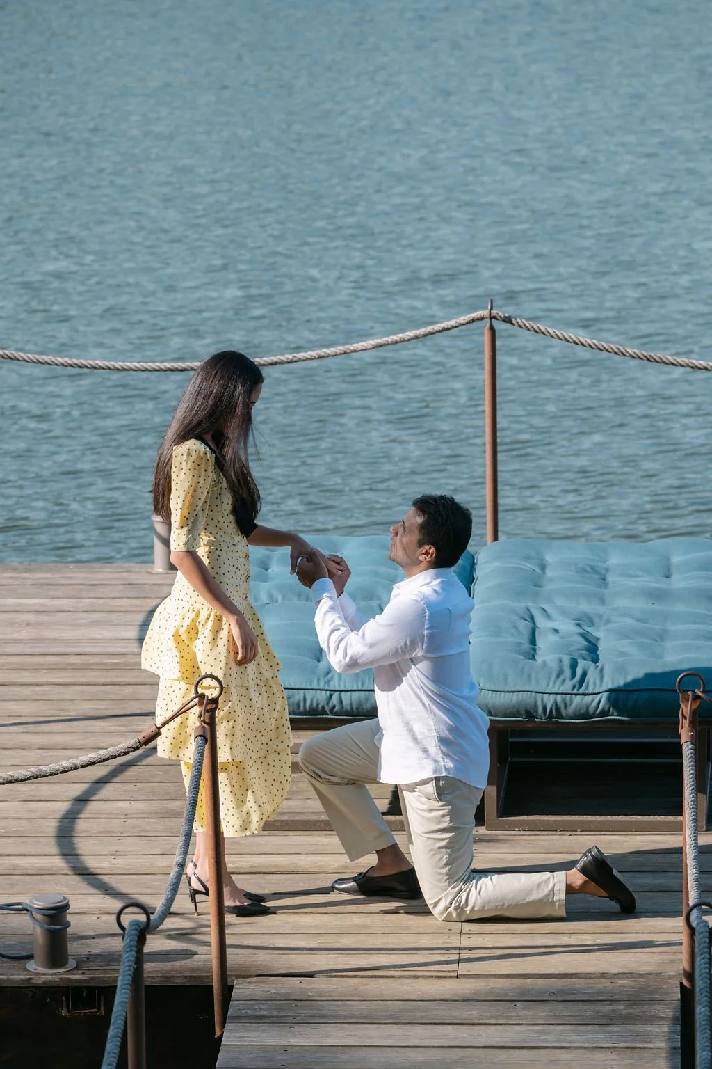 sarapaolucci-man-man-proposing-on-his-knees.jpg