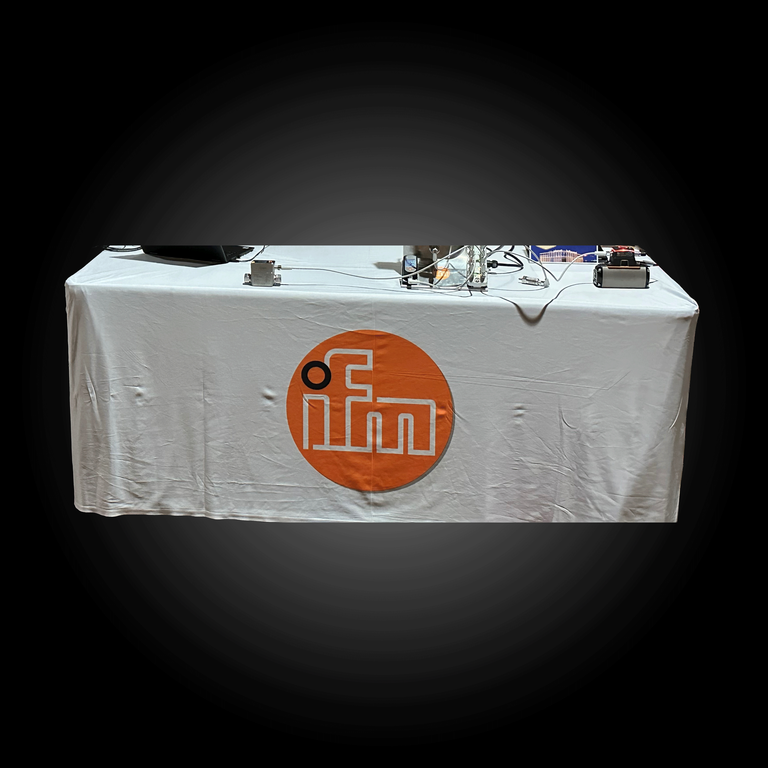 ifm white tablecloth
