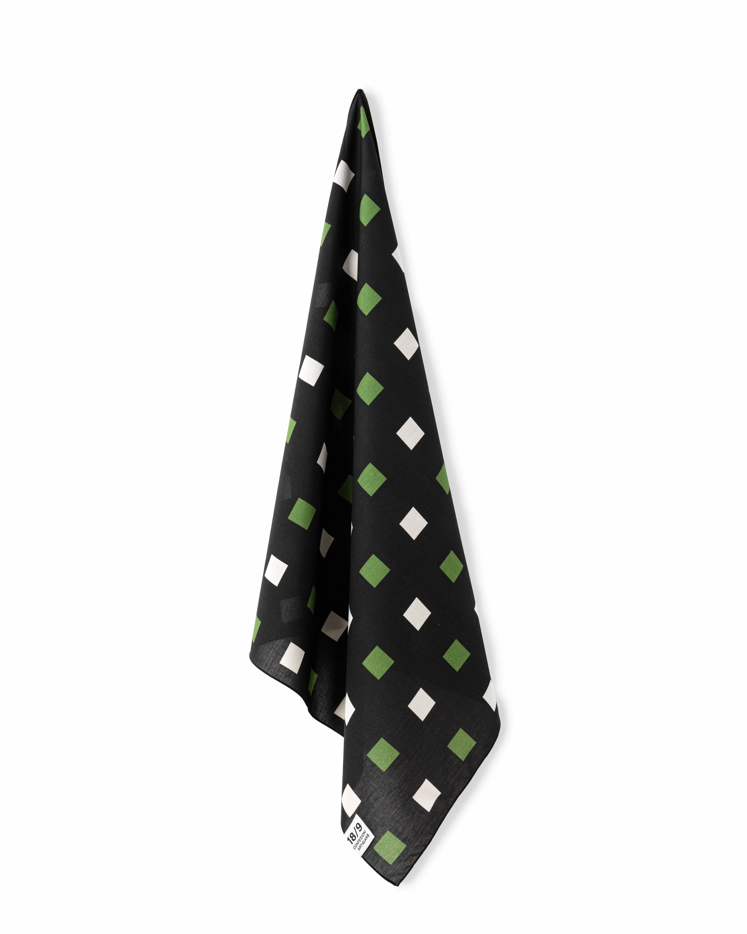 _0050_C21 CONFEZIONI ARTIGIANE - nera - bandana pin.jpg