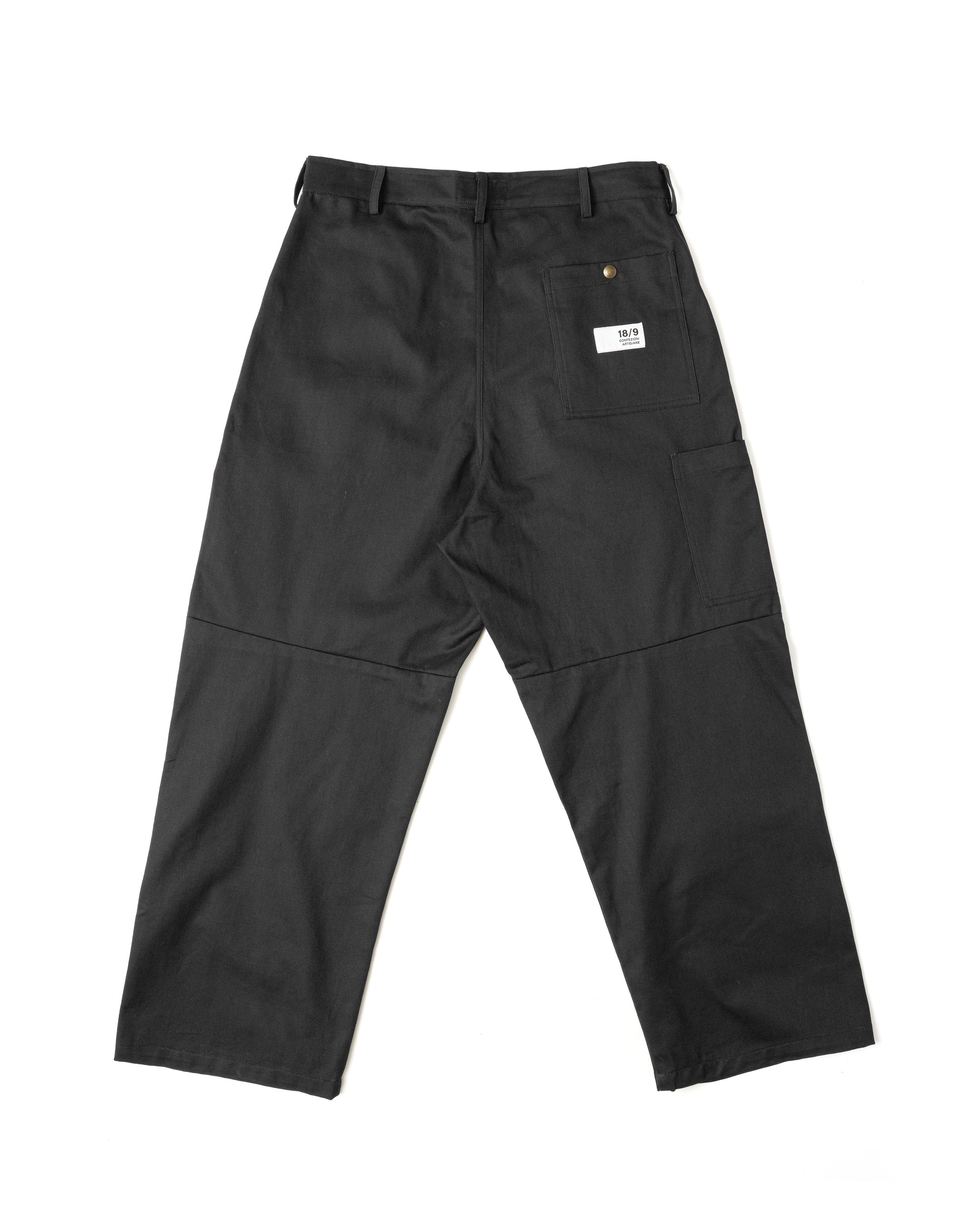 astronaut black 2.jpg