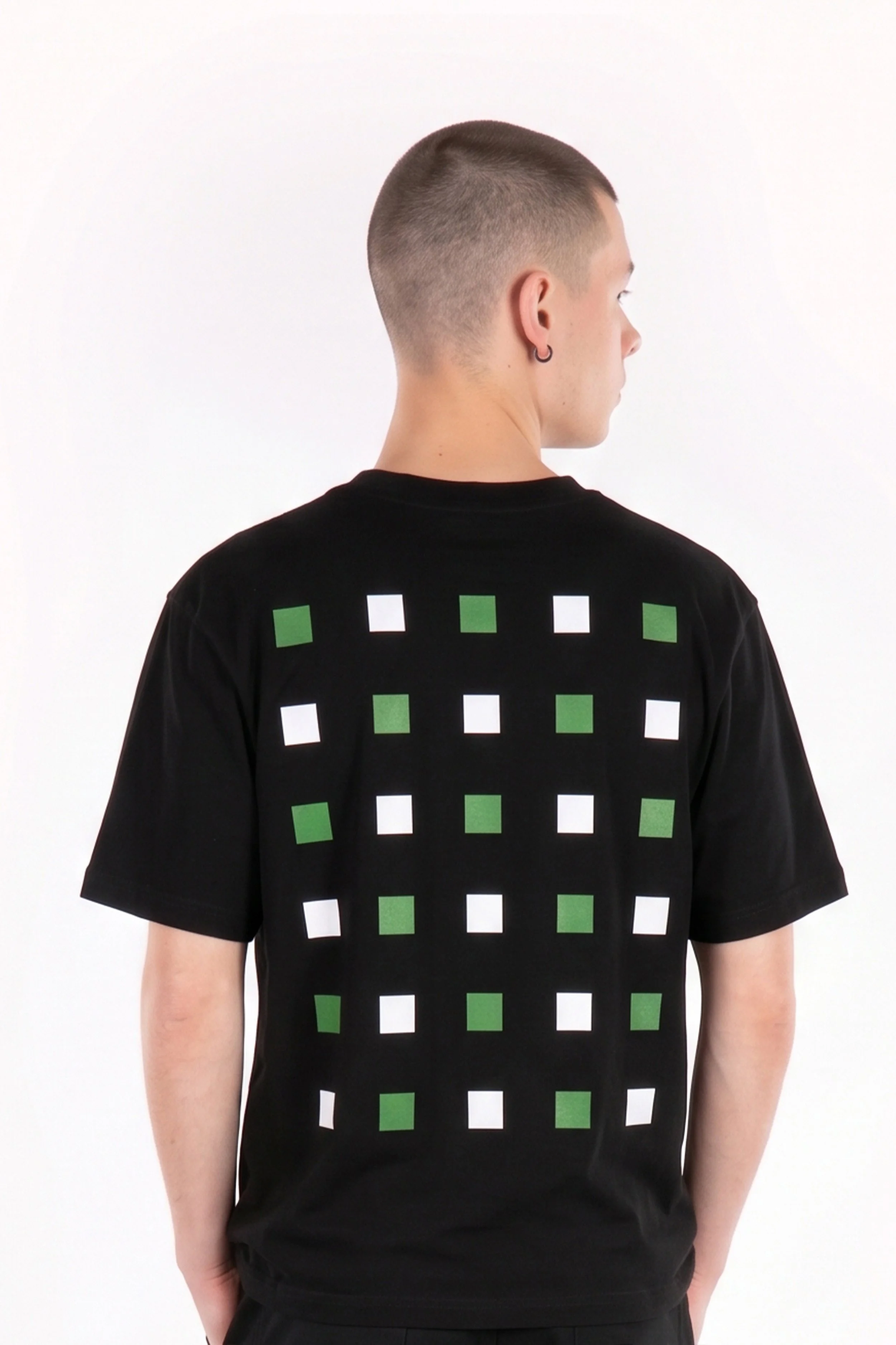 BLACK SQUARES / THE T-SHIRT