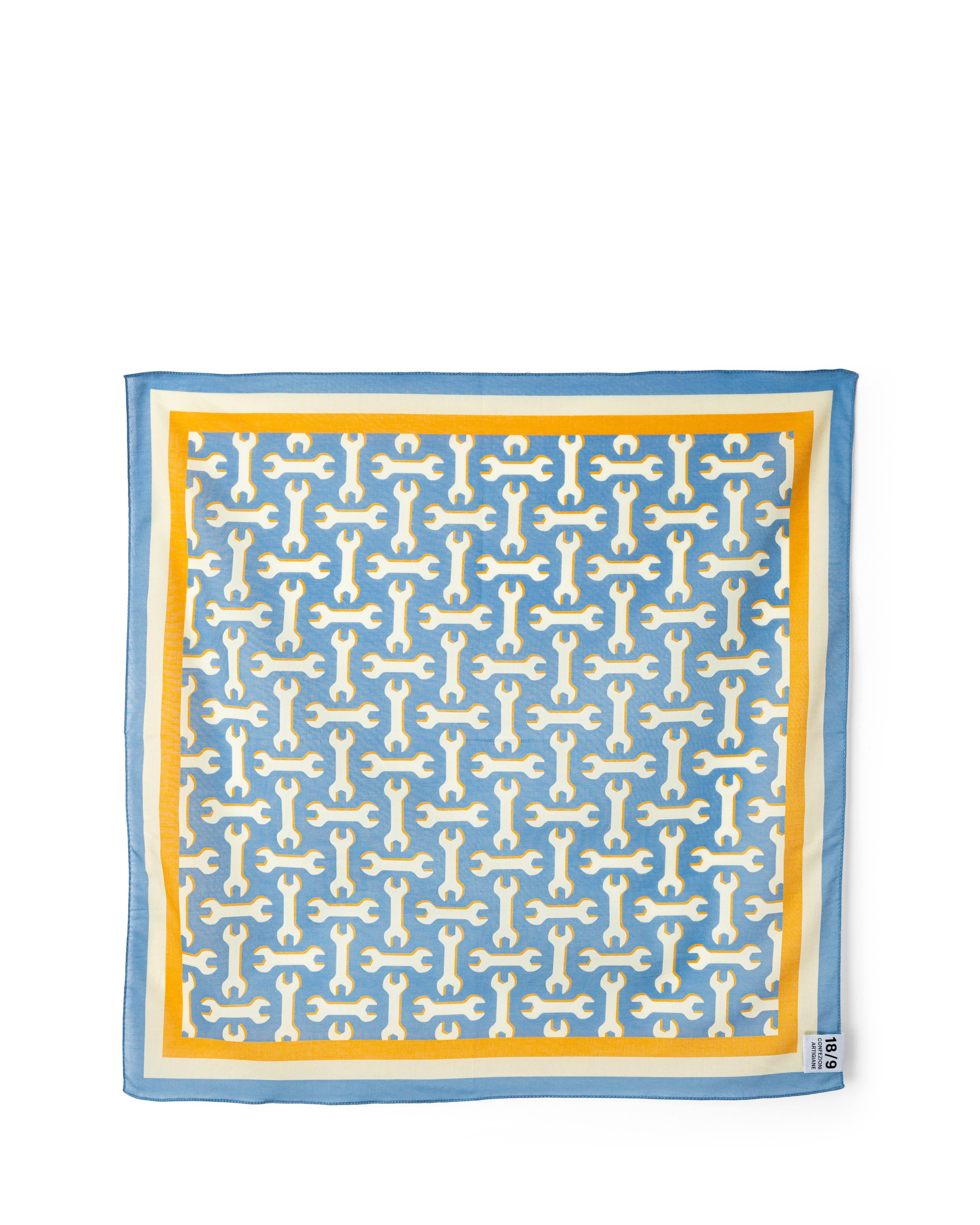 4 BANDANA FRONTE - chiaveinglese.jpg