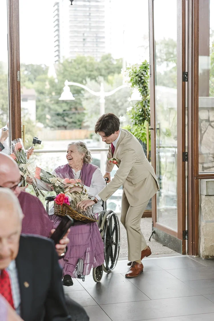 Flower Grannies Are Here to Stay