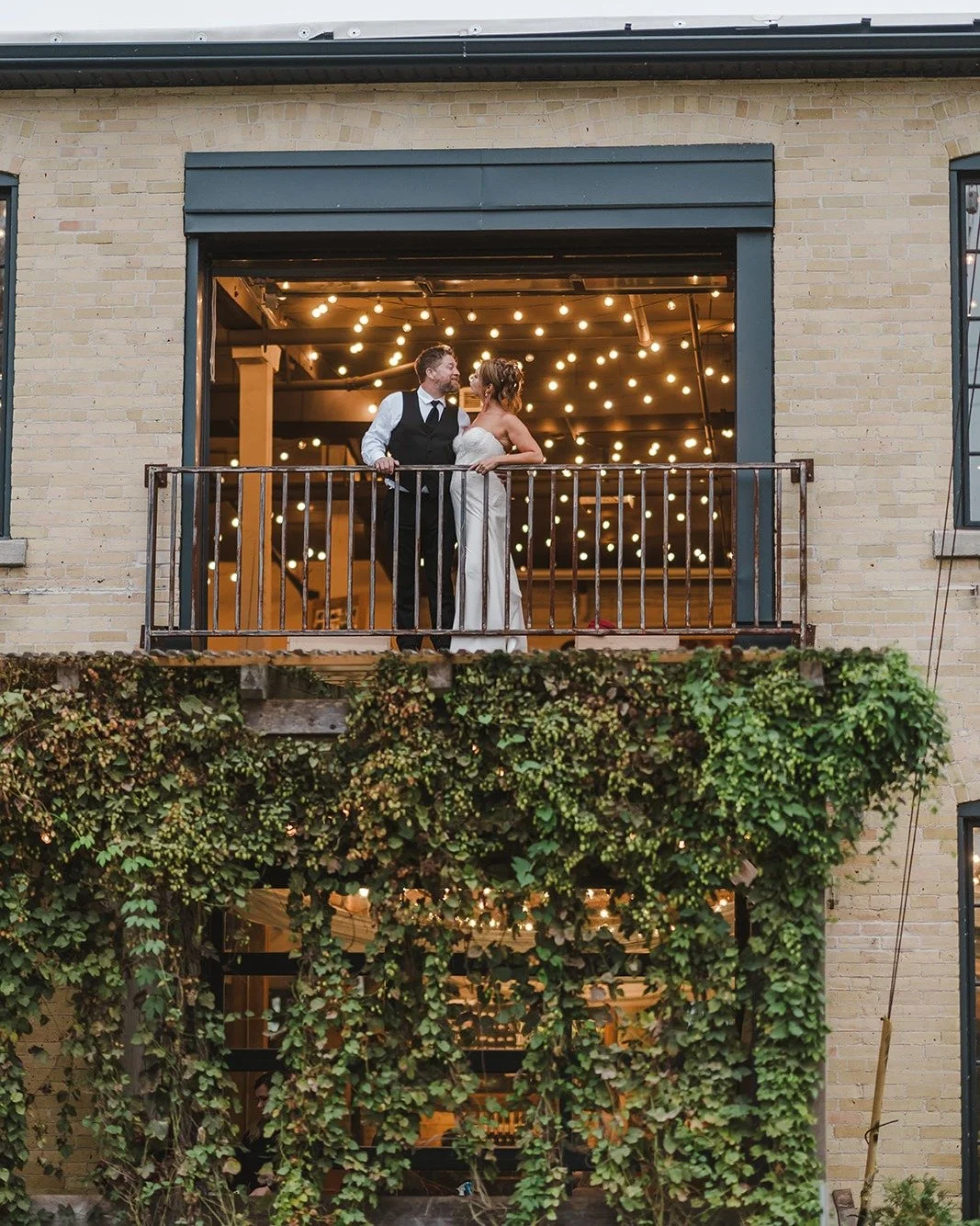 Celebrating love at The IV Loft at Four Fathers Brewing Co.? Enjoy a 10% off all regularly priced Fedora Media packages. From timeless photos to cinematic films, we'll capture every moment. Contact us today to take advantage of this exclusive offer! 