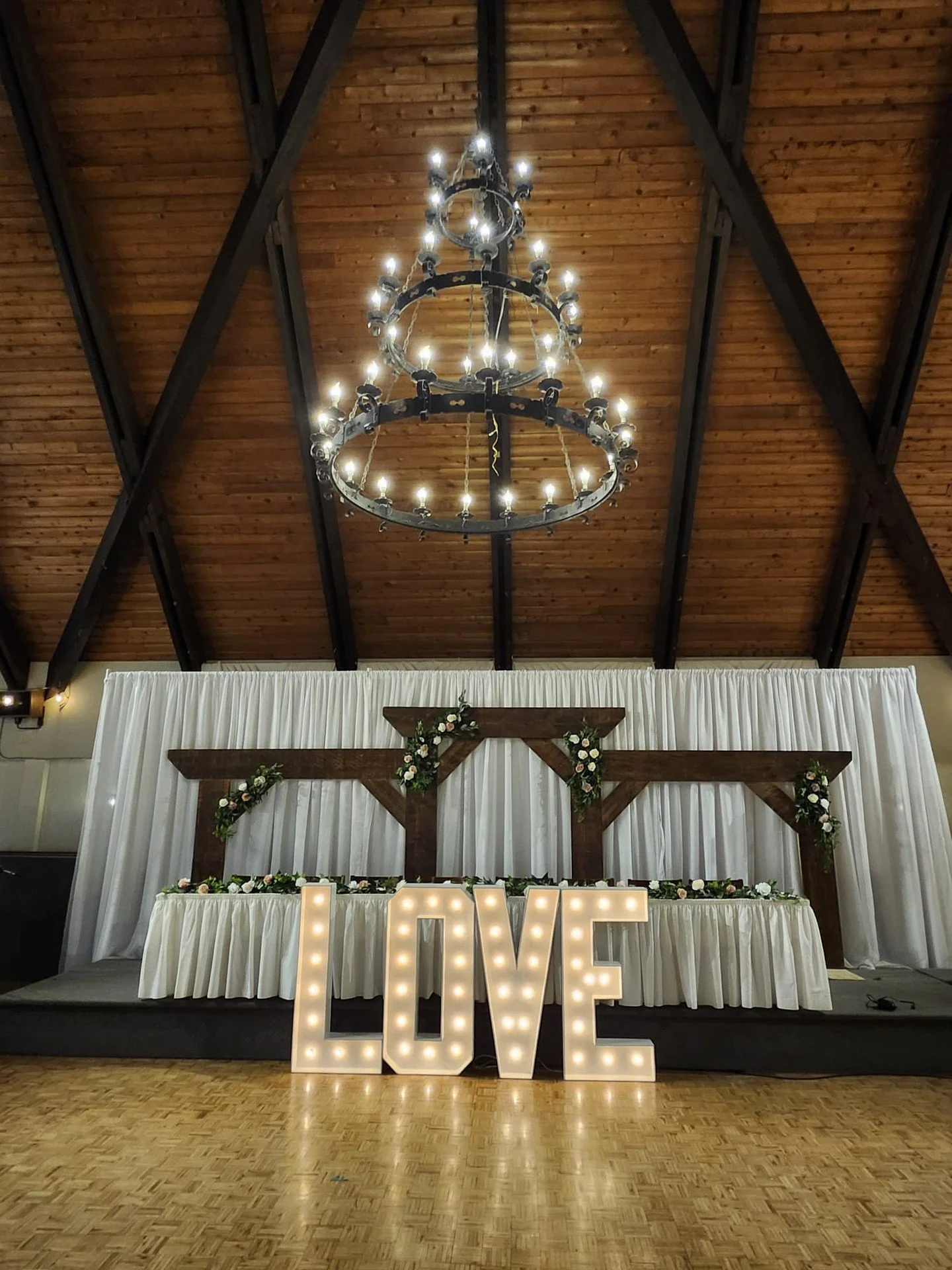 Exciting news for Concordia Club couples &mdash; enjoy 10% off any regularly priced Fedora Media package! Easy savings for unforgettable photos!

#ConcordiaClub #FedoraMedia #WeddingDiscount #CouplesPerks #WeddingPhotography #VendorPerks #SaveOnWeddi