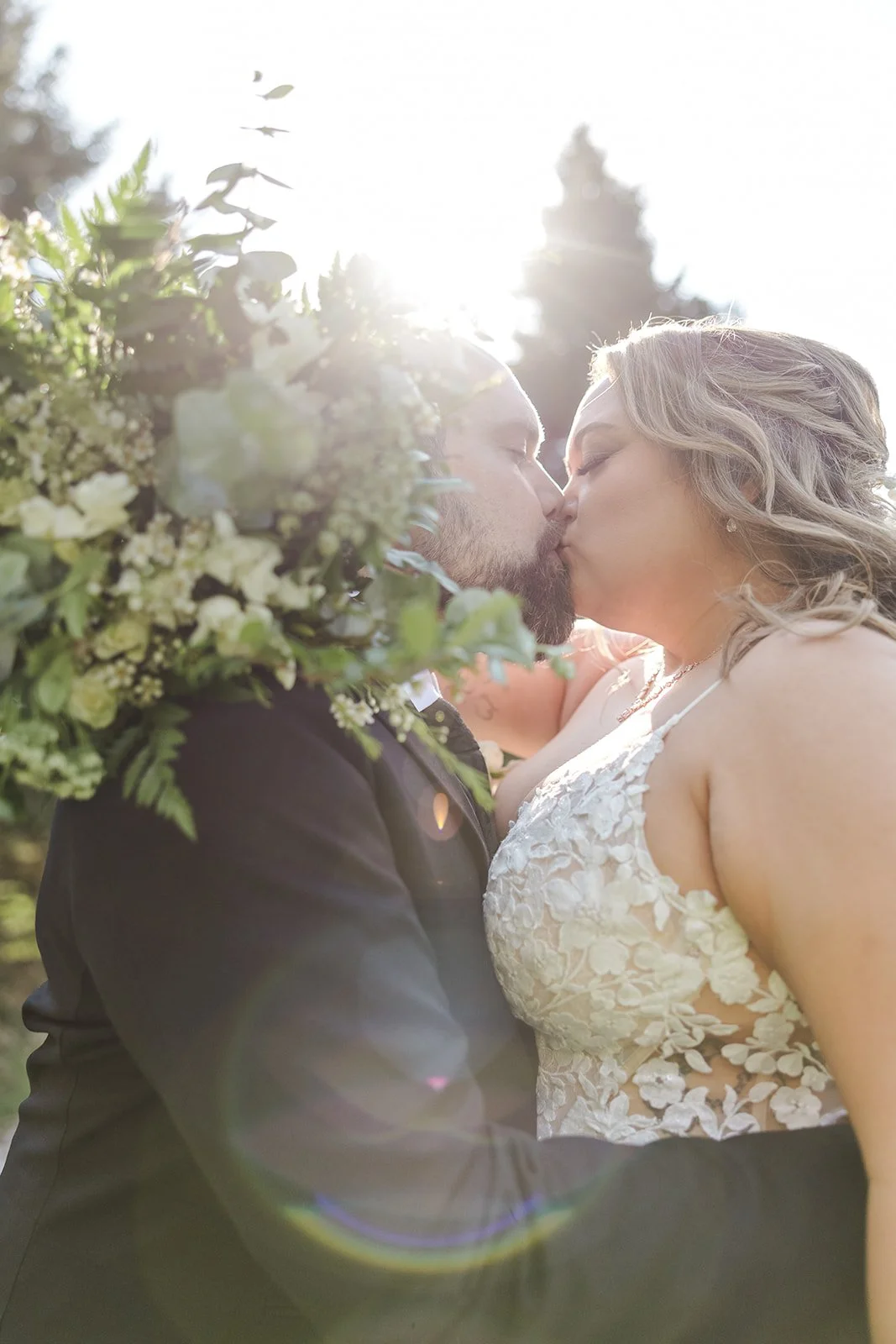 Sarah and Evan’s Intimate Wedding of Spring Whimsy at Erin Estate