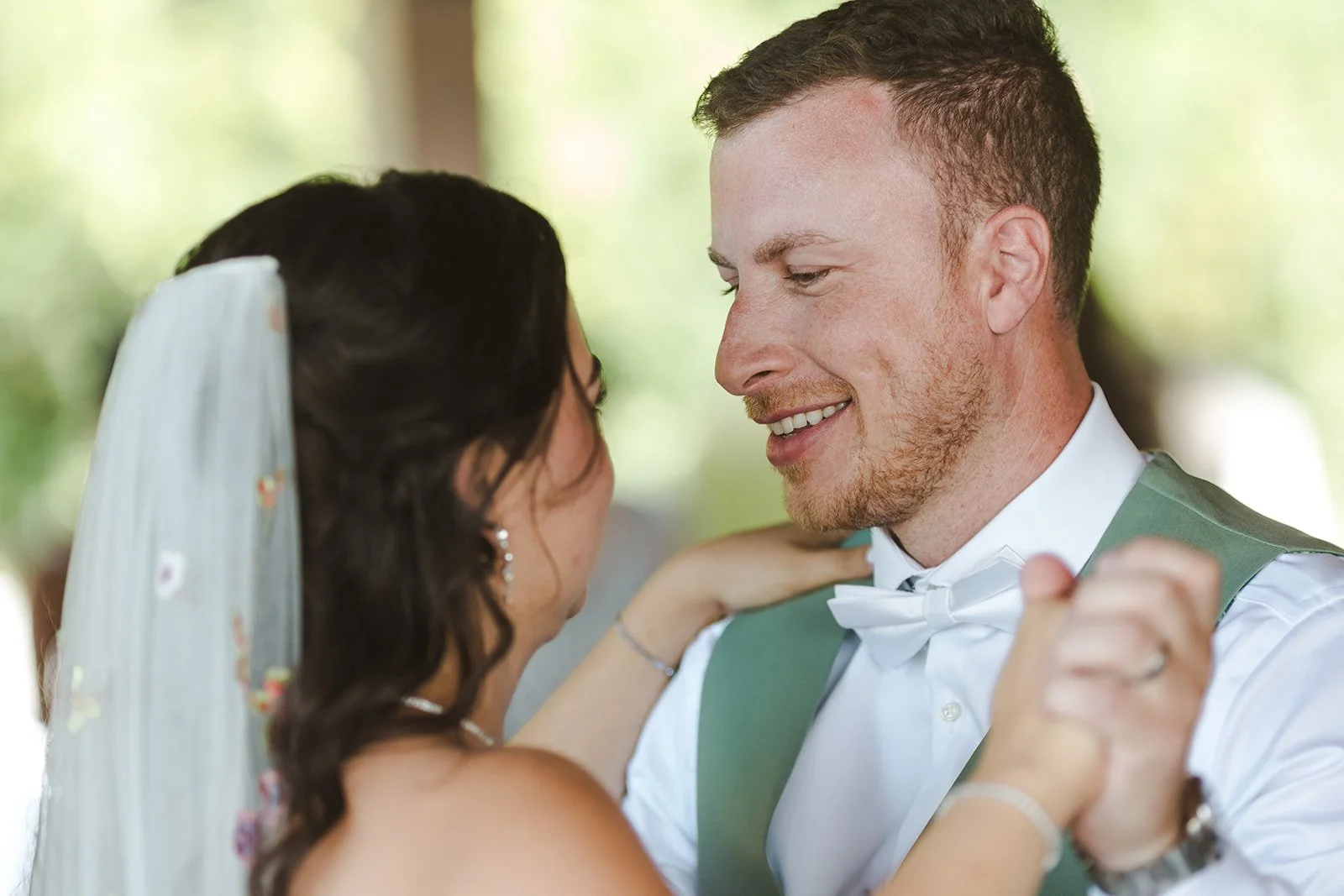 Bride and groom dancing  Hamilton, ON  Fedora Media.jpg