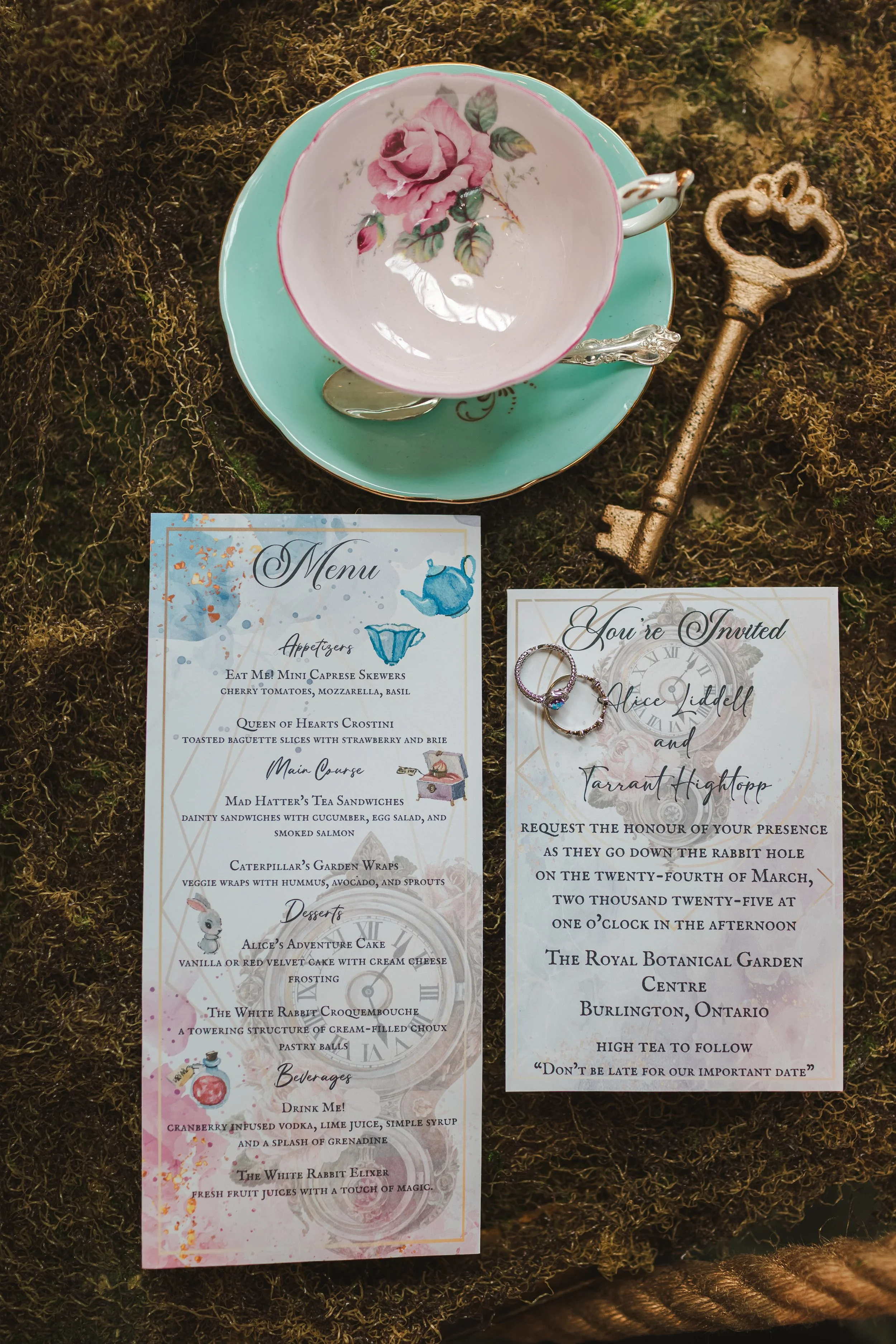 wedding-invitations-alice-in-bloomland-fedora-media.jpg