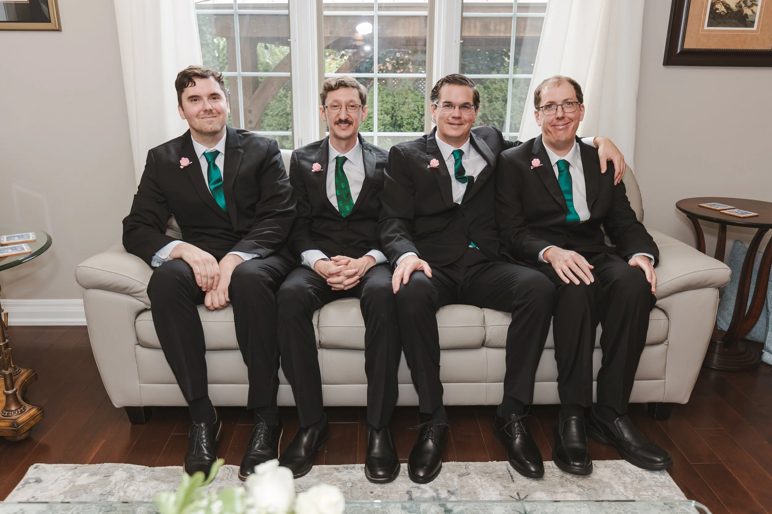 groomsmen-and-groom-photo-fedora-media.jpg