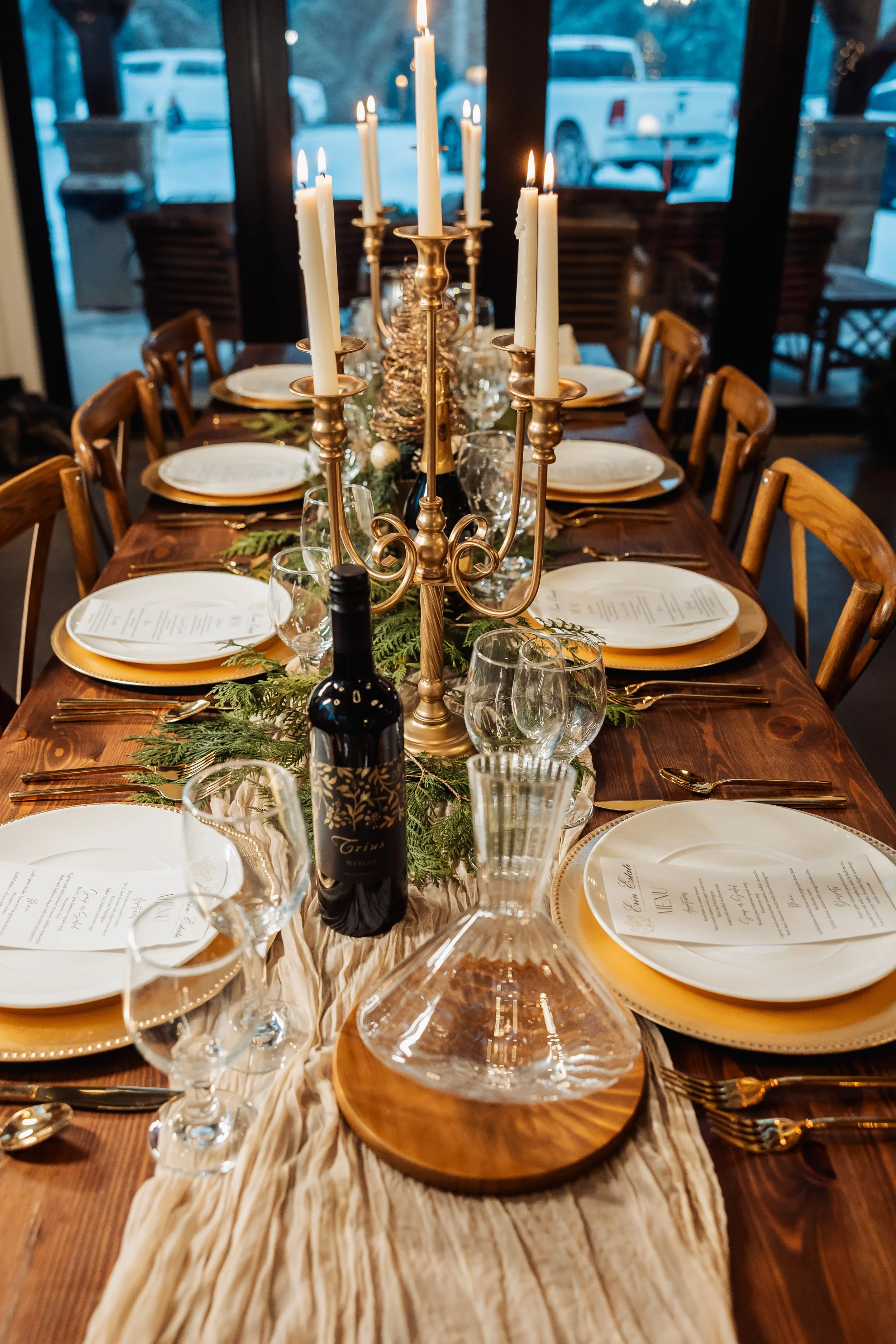 winter-reception-table-erin-estate-fedora-media.jpg