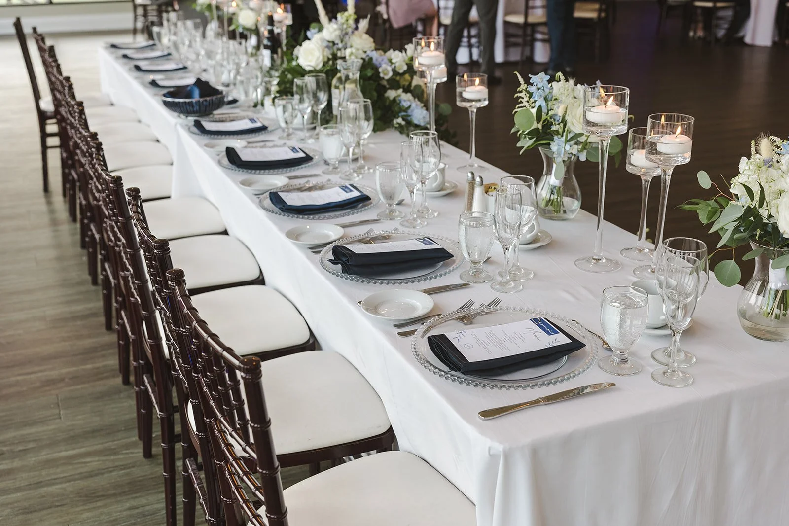 Head Table  Dundas Valley  Fedora Media.jpg