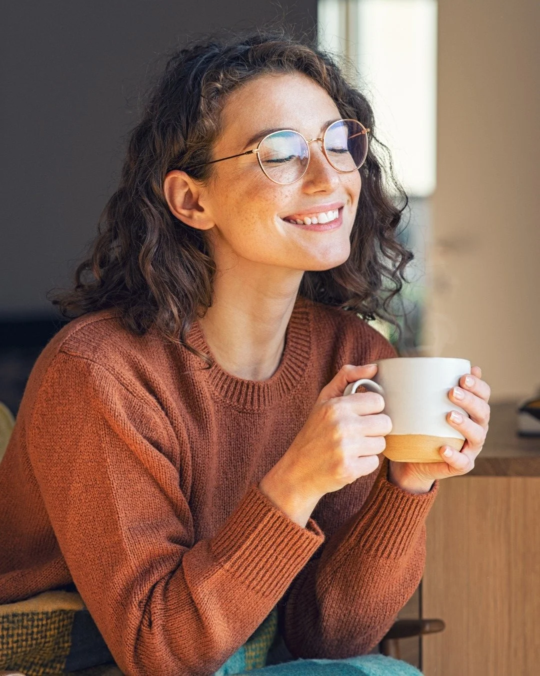 Stop Being Dismissed: 5 Symptoms Your Doctor is Missing

The typical 15-minute medical appointment often fails women navigating perimenopause and menopause. You know something is off&mdash;the persistent fatigue, sudden anxiety, or the brain fog that