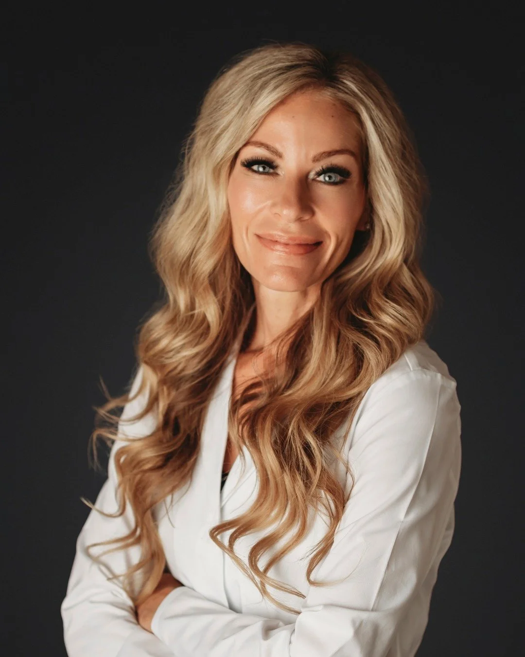 Meet Jeni Lovett, NP-C: The Founder Who Believes Midlife is Your Next Great Transformation.

Tired of being told your fatigue, sleepless nights, or stubborn weight gain are "just normal aging?" Jeni Lovett, NP-C, founded Balance and Bloom H