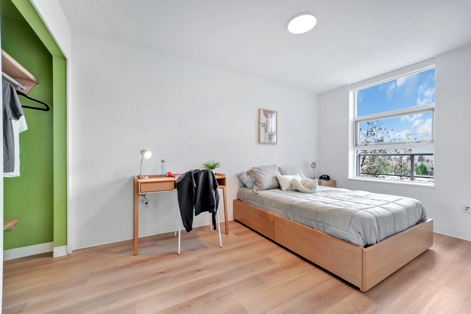 Burnaby Student Housing for SFU Students: Furnished vs Unfurnished Costs Explained
