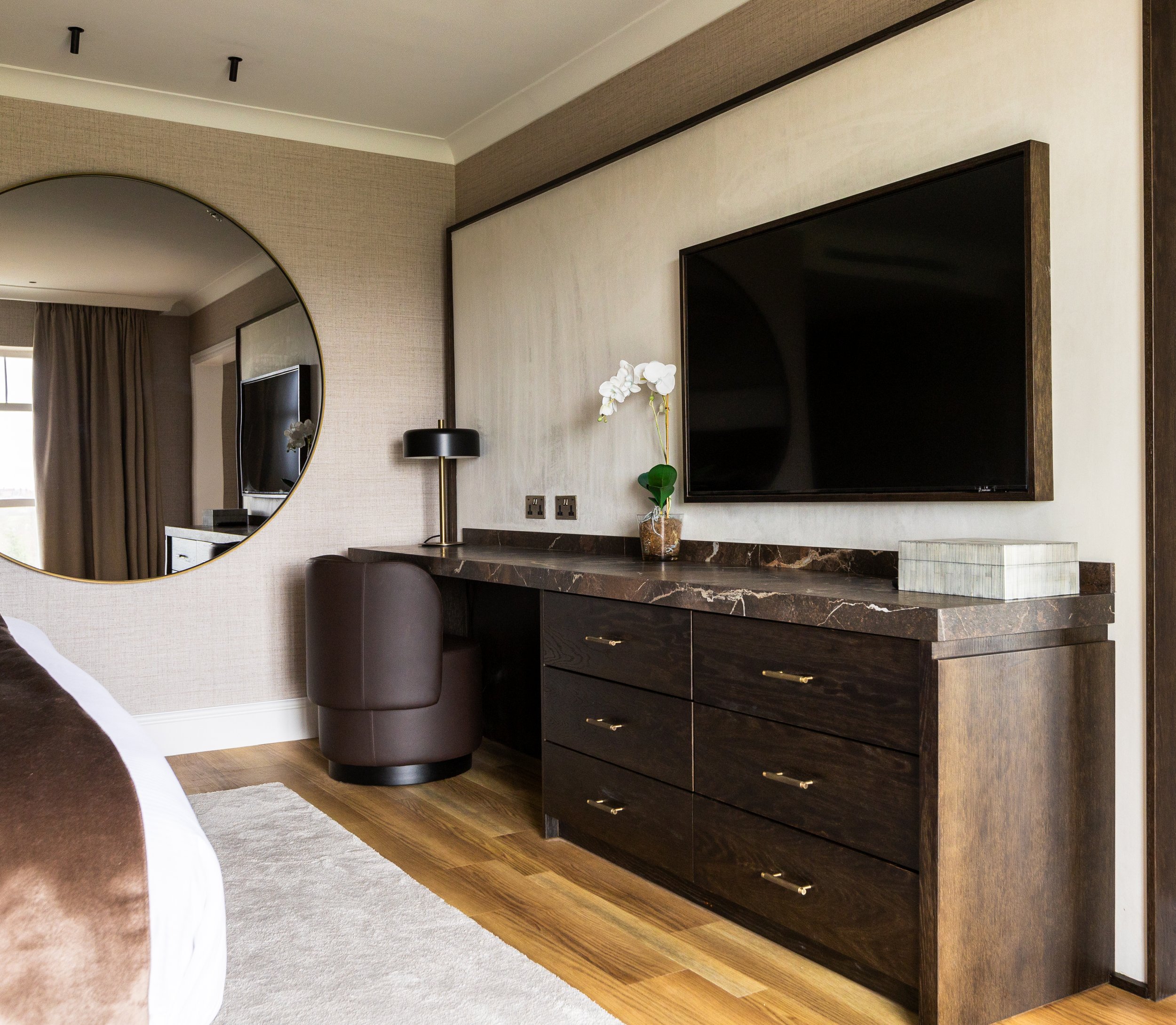 Carden Luxury Suite-8.jpg