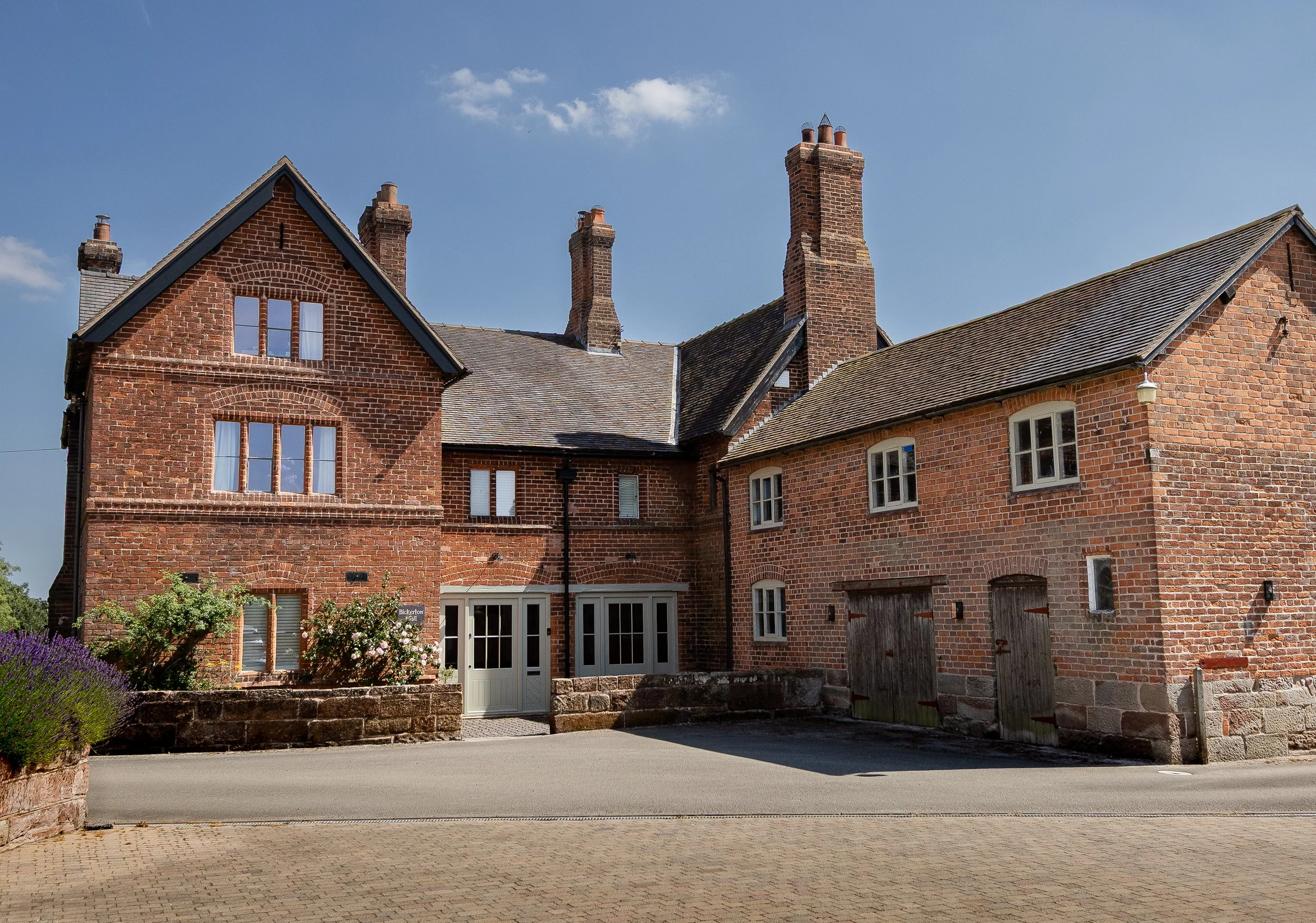 Drift House Exterior-5.jpg