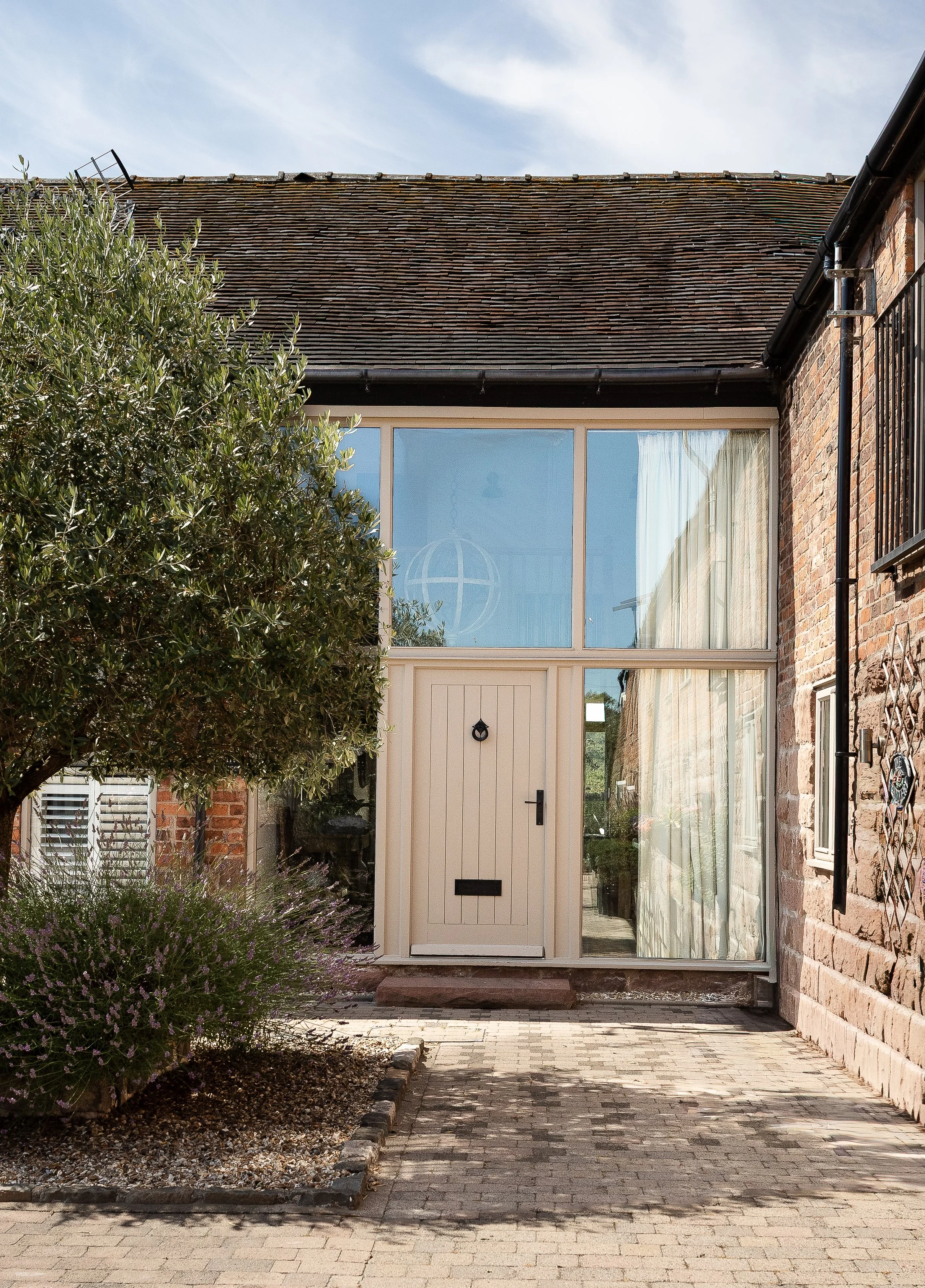 Drift House Exterior-4.jpg