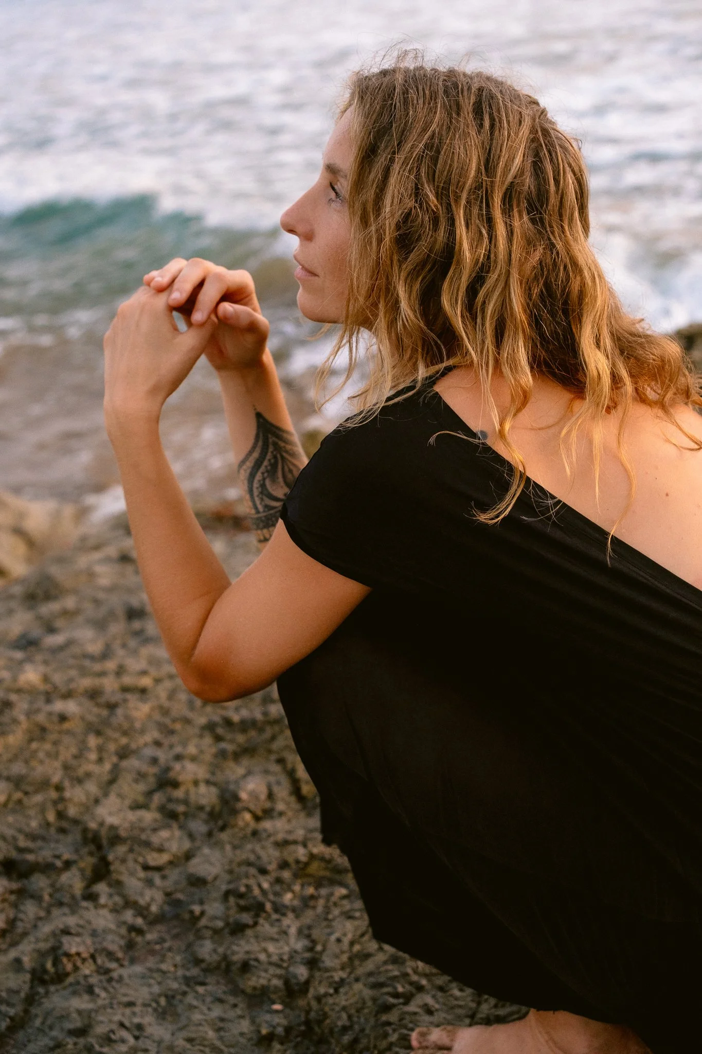 Portrait-lifestyle-photography-Diana-Navas-Careyes-Costalegre-Playa-Chica-10.jpg