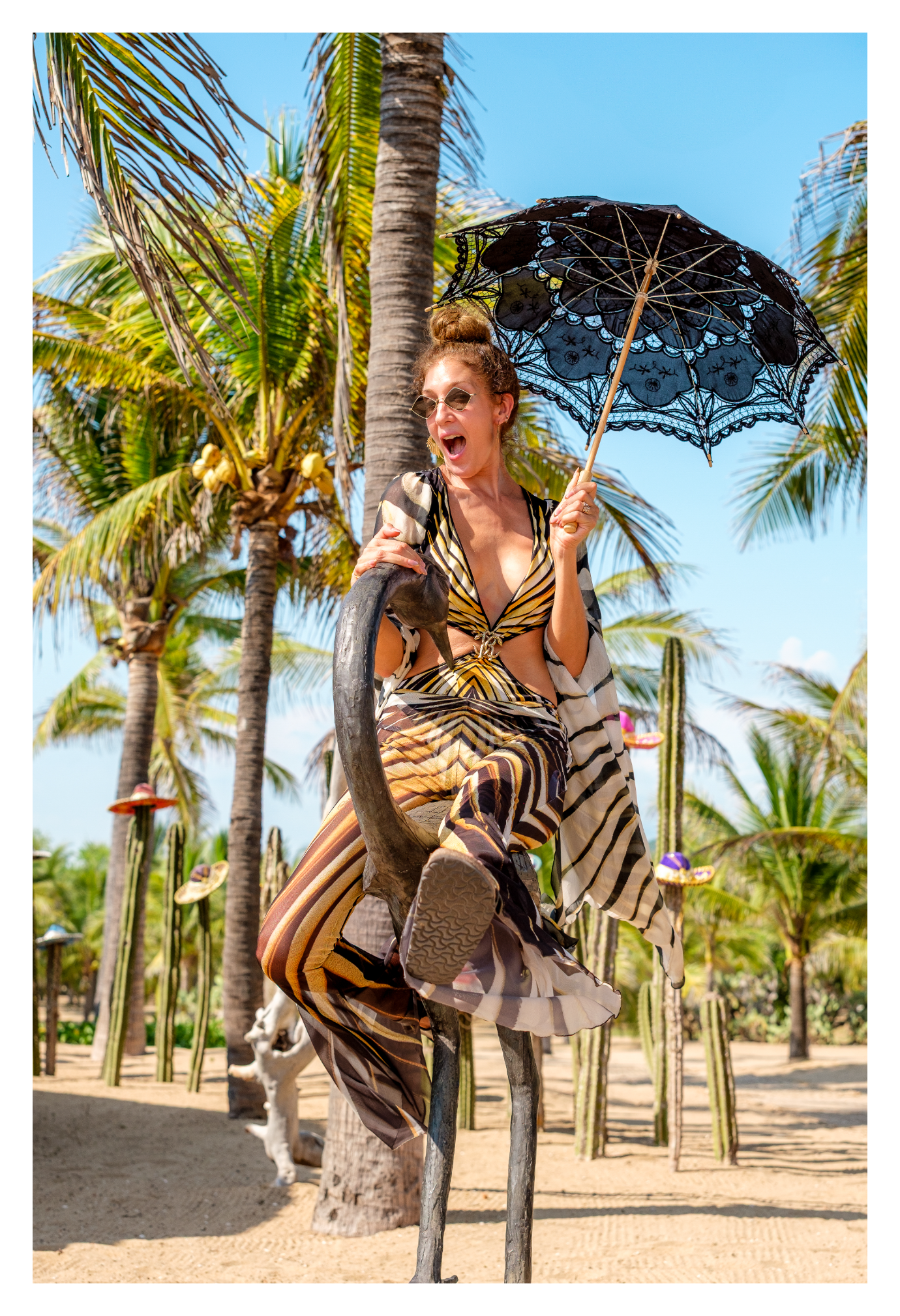 portrait-photography-costalegre-careyes-cuixmala-mexico-diana-navas-11.webp