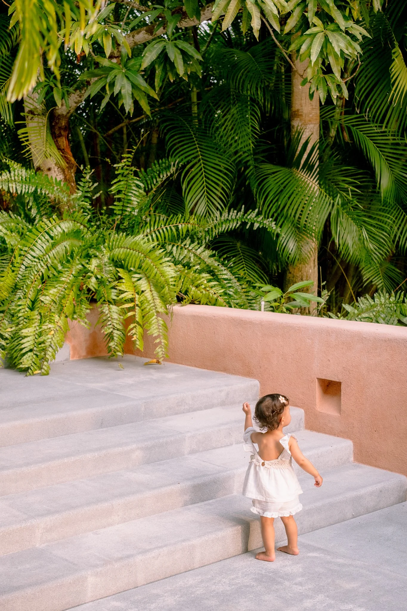Portrait-lifestyle-photography-Diana-Navas-Careyes-Costalegre-Casa-La-Ceiba-3.jpg