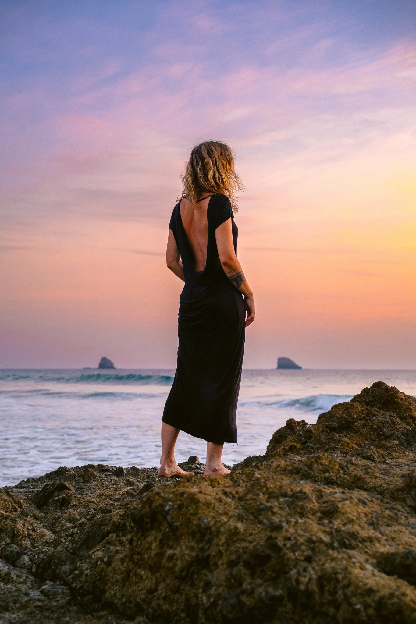 Portrait-lifestyle-photography-Diana-Navas-Careyes-Costalegre-Playa-Chica-14.jpg