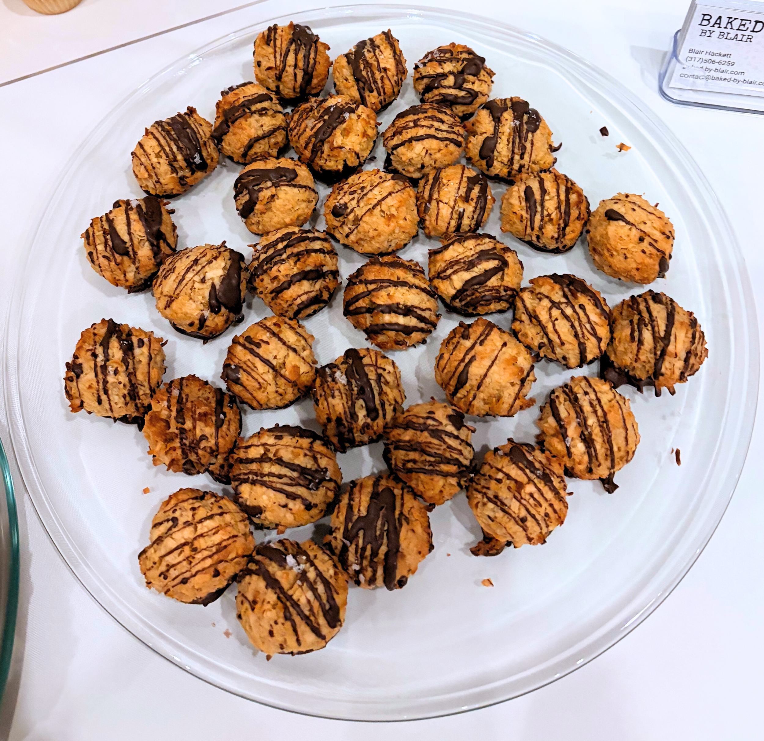 Besitos de Coco (Coconut Kisses), coconut cookies with dark chocolate