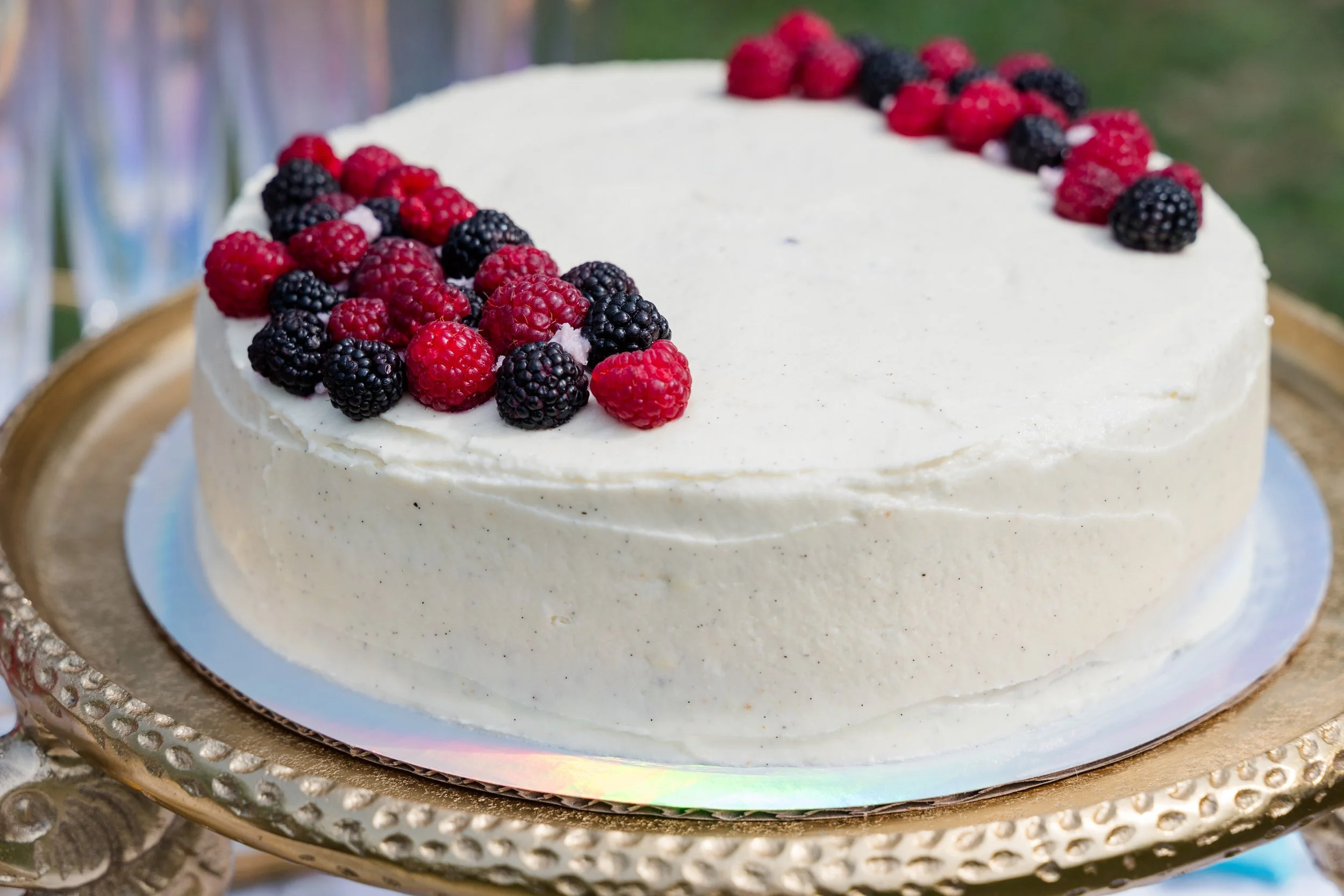 Triple berry cake (9-inch round cake, light vanilla cake filled with fresh berries)