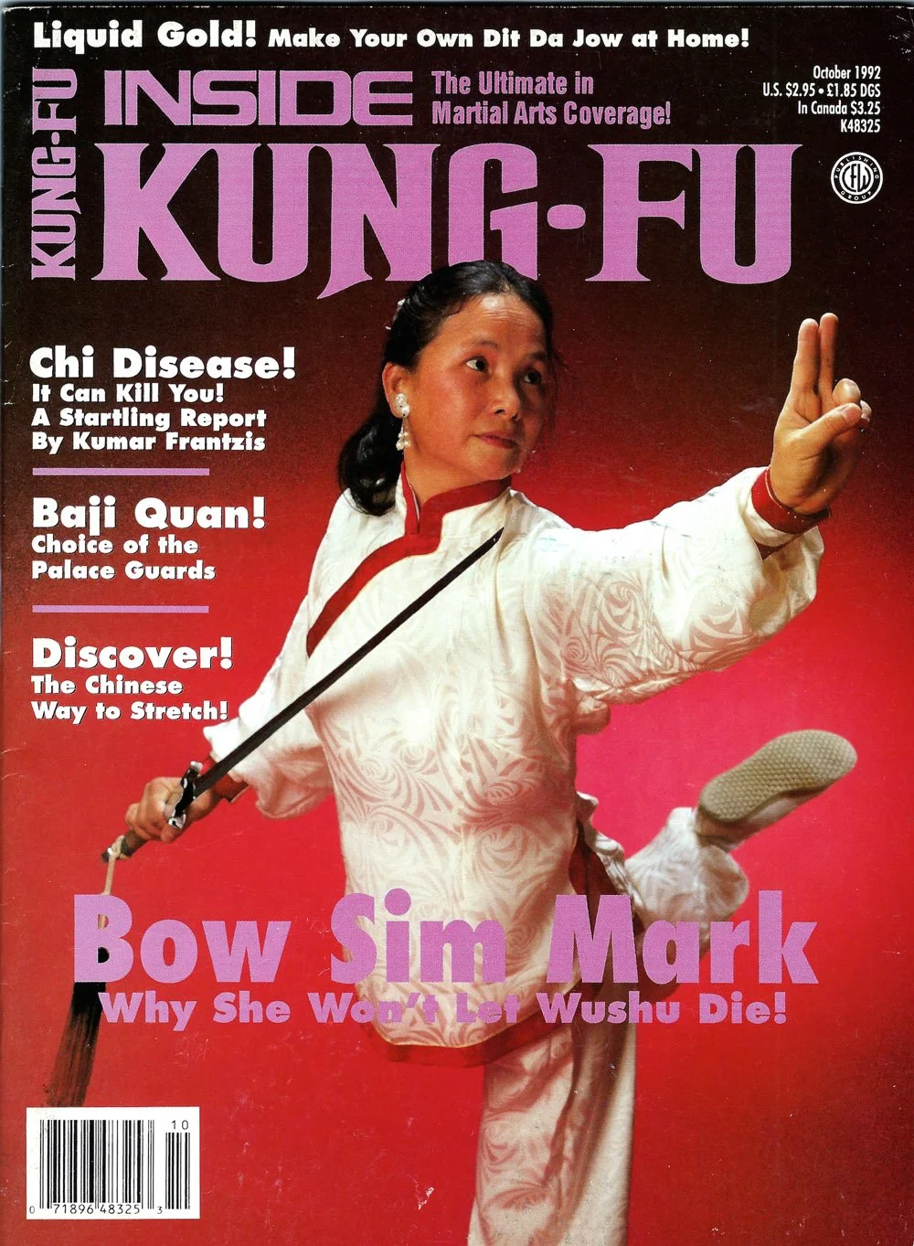 Cover of Inside Kung-Fu magazine, October 1992, featuring a martial artist in traditional attire performing a pose, with headlines about chi disease, Baji Quan, and Chinese stretching techniques.