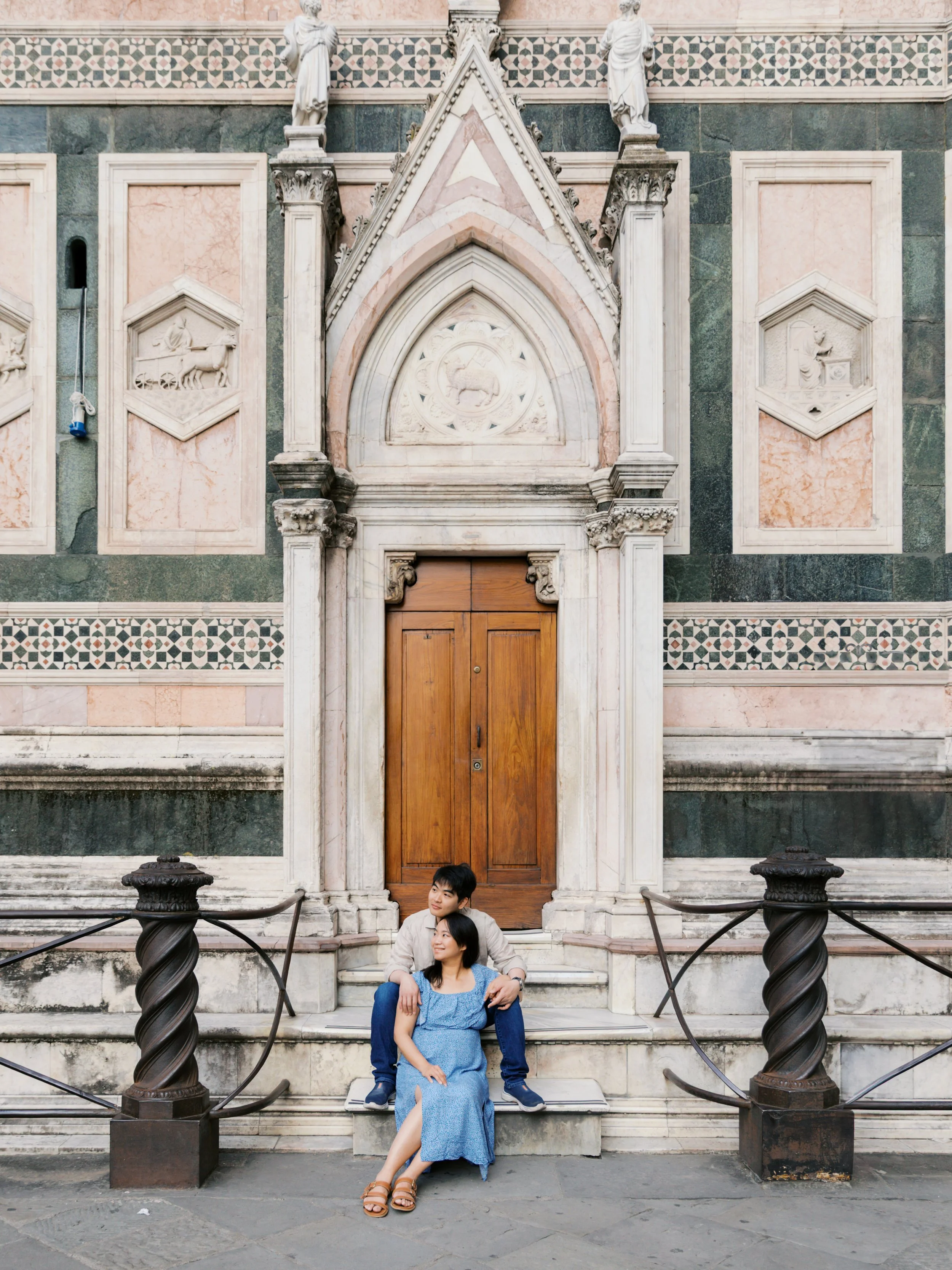 couple photoshoot in florence, italy