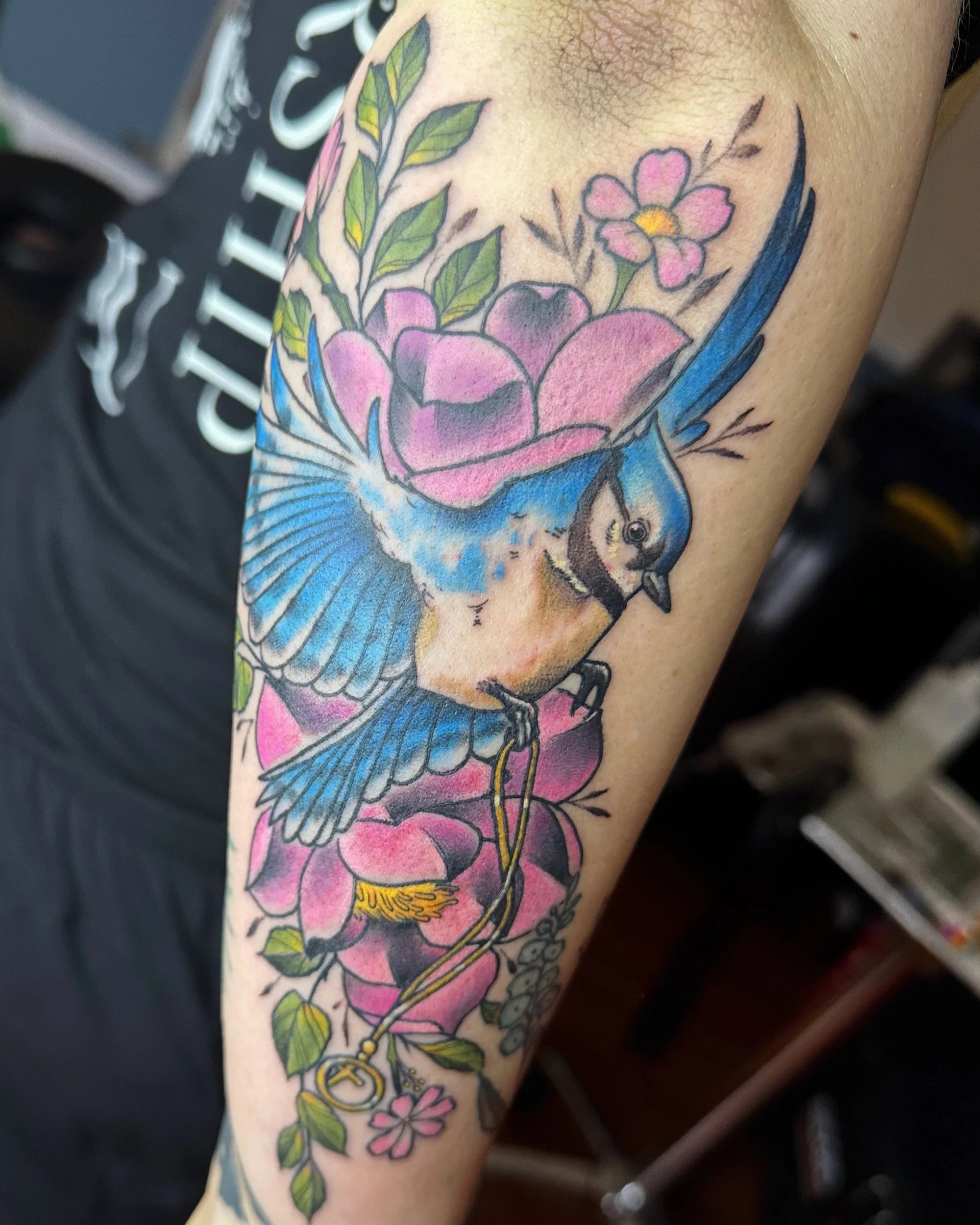 If its bold and bright it will hold tight!