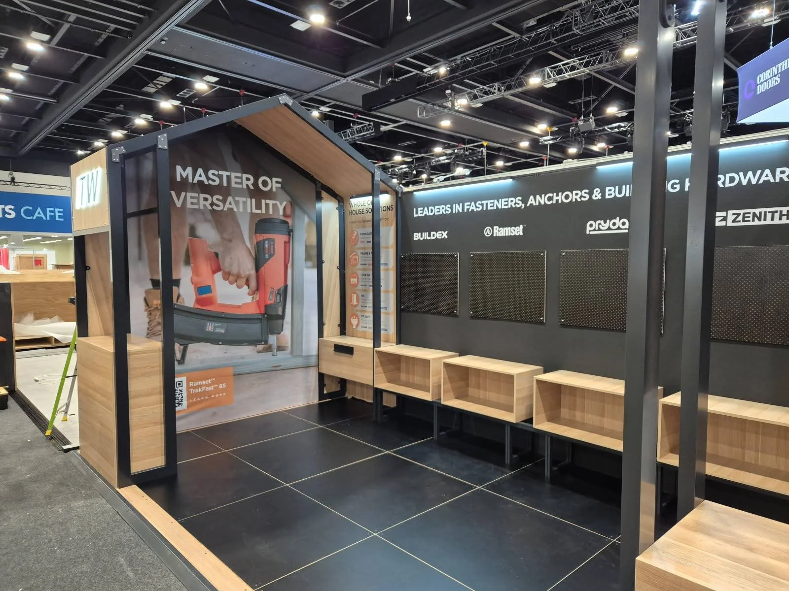 PICHA ITW Trade Stand