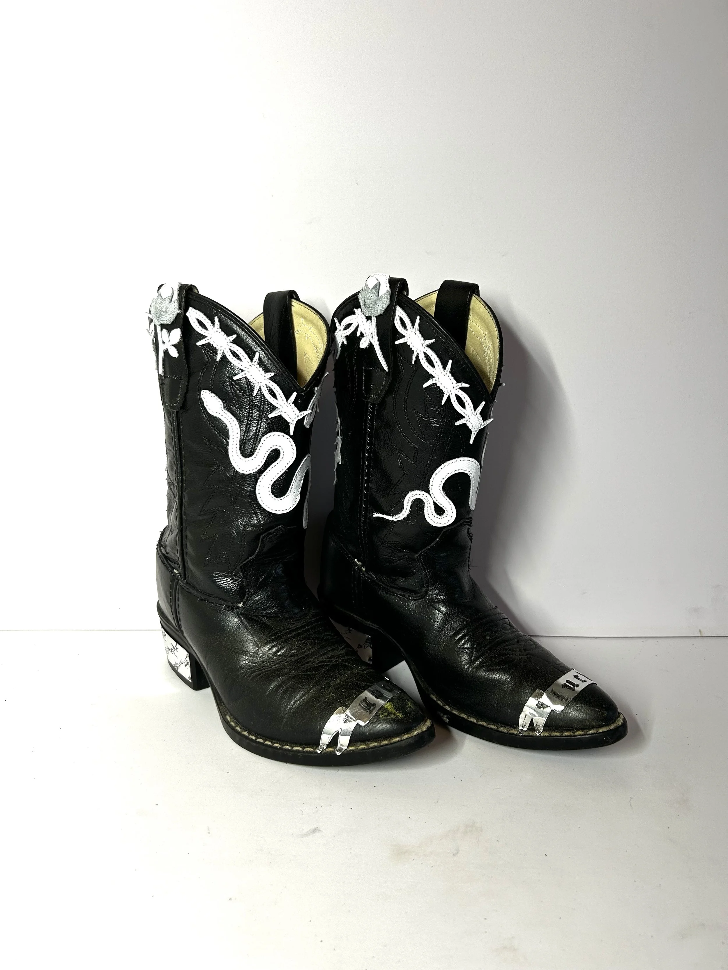 Young Hearts - Kid's 10