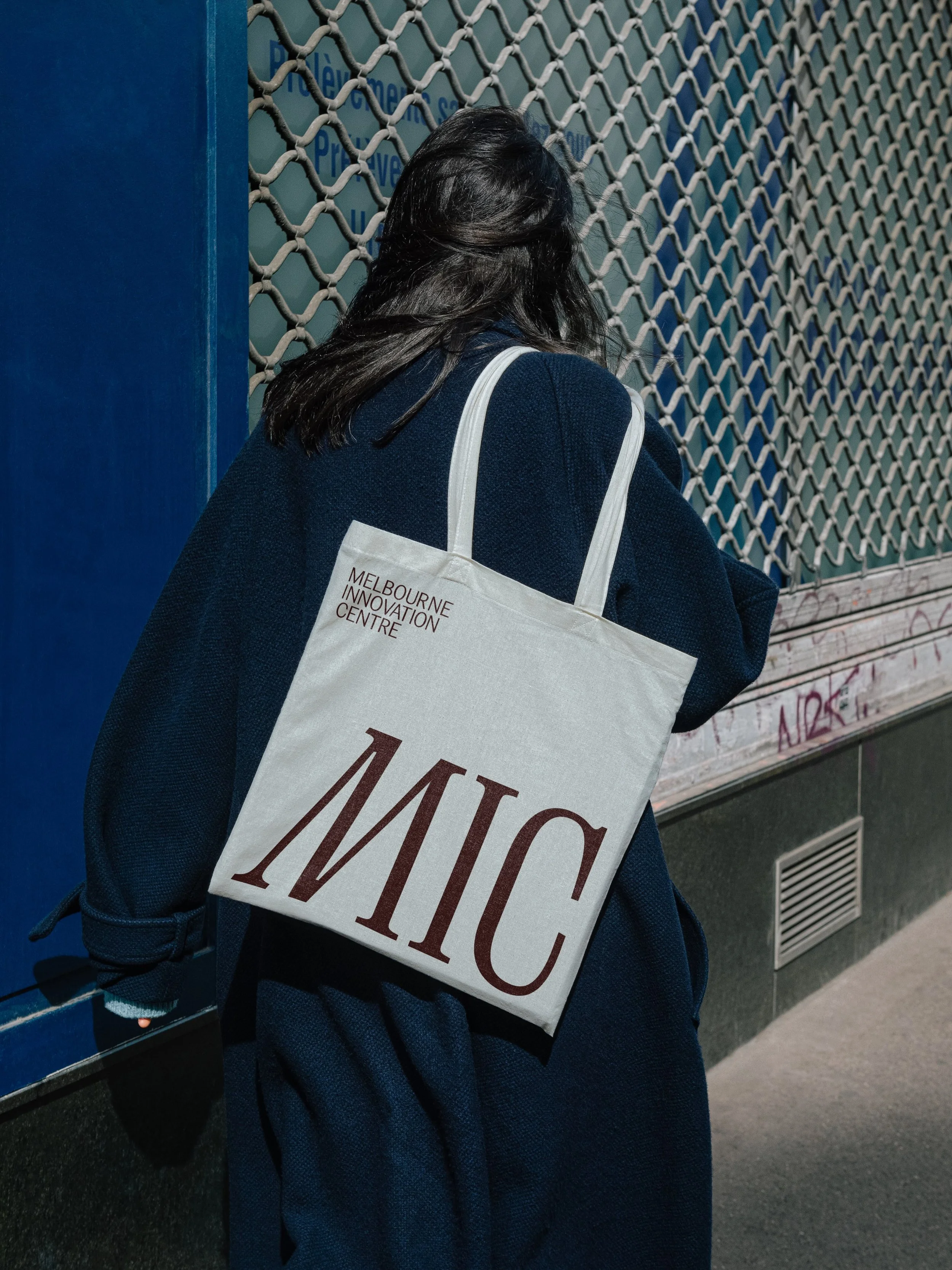 Great ideas, well dressed.

A new identity for @melbinnovation A serif with good manners, a burgundy with a bit of depth, and a brand designed to move with the ideas, people and businesses behind it.

#BrandStrategy #BrandIdentity
