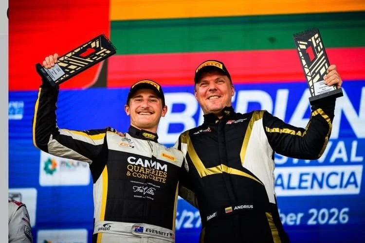 EVENNETT CLAIMS GT4 PRO-BRONZE VICTORY IN VALENCIA