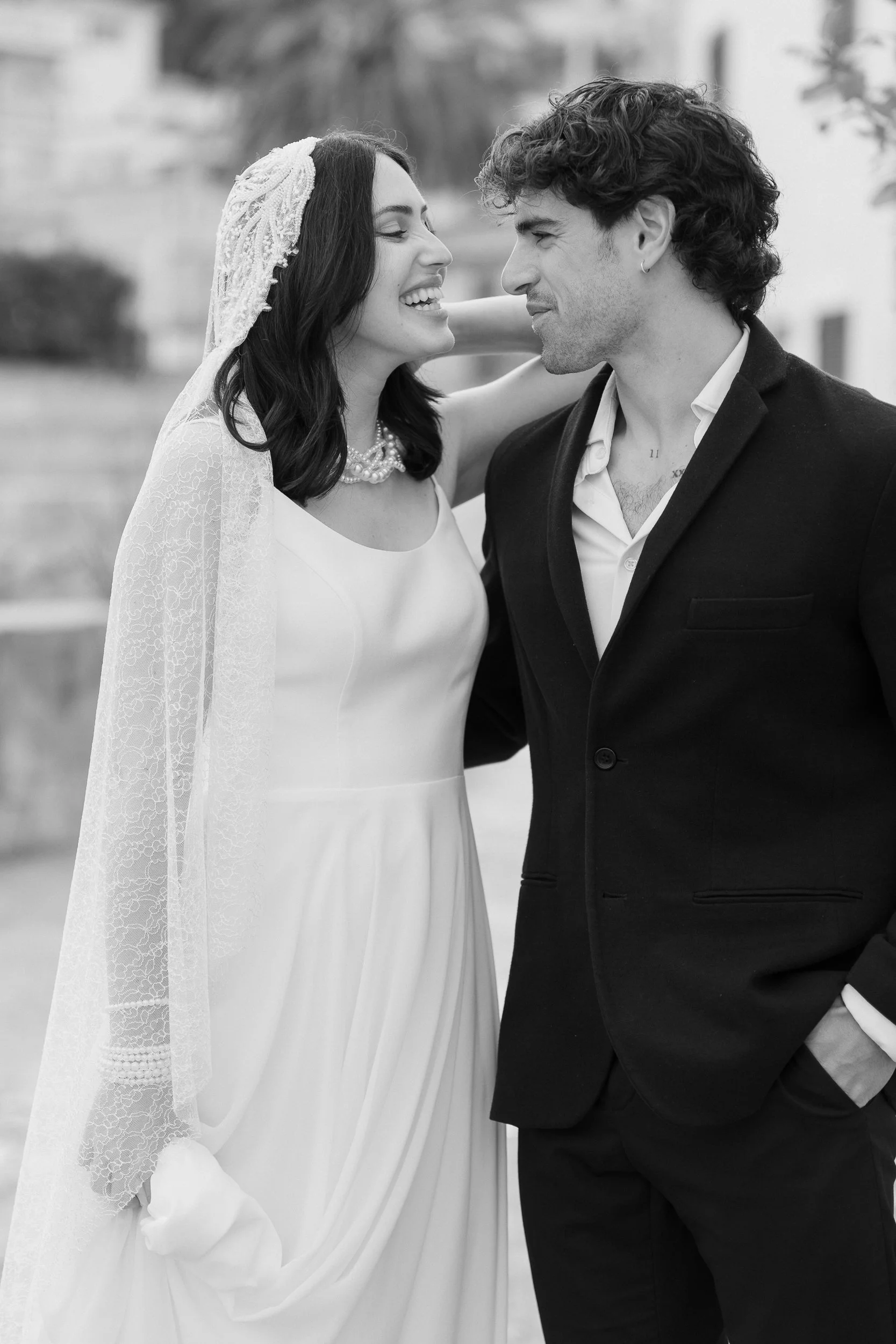 015-black-and-white-wedding-portrait.jpg